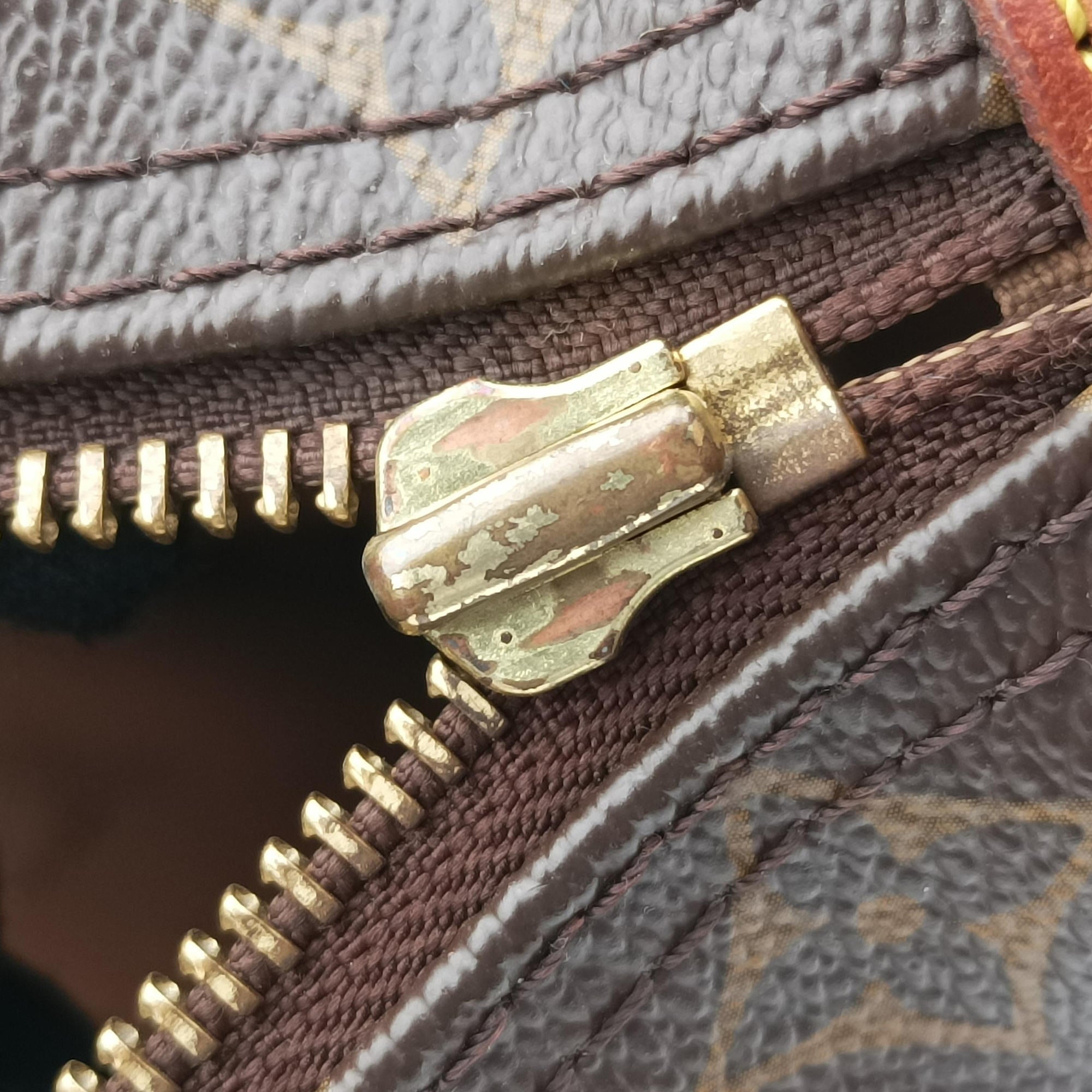 Vintage Louis Vuitton MONTORGUEI PM brown Monogram Canvas M95565 shoulderbag | stylenewstar