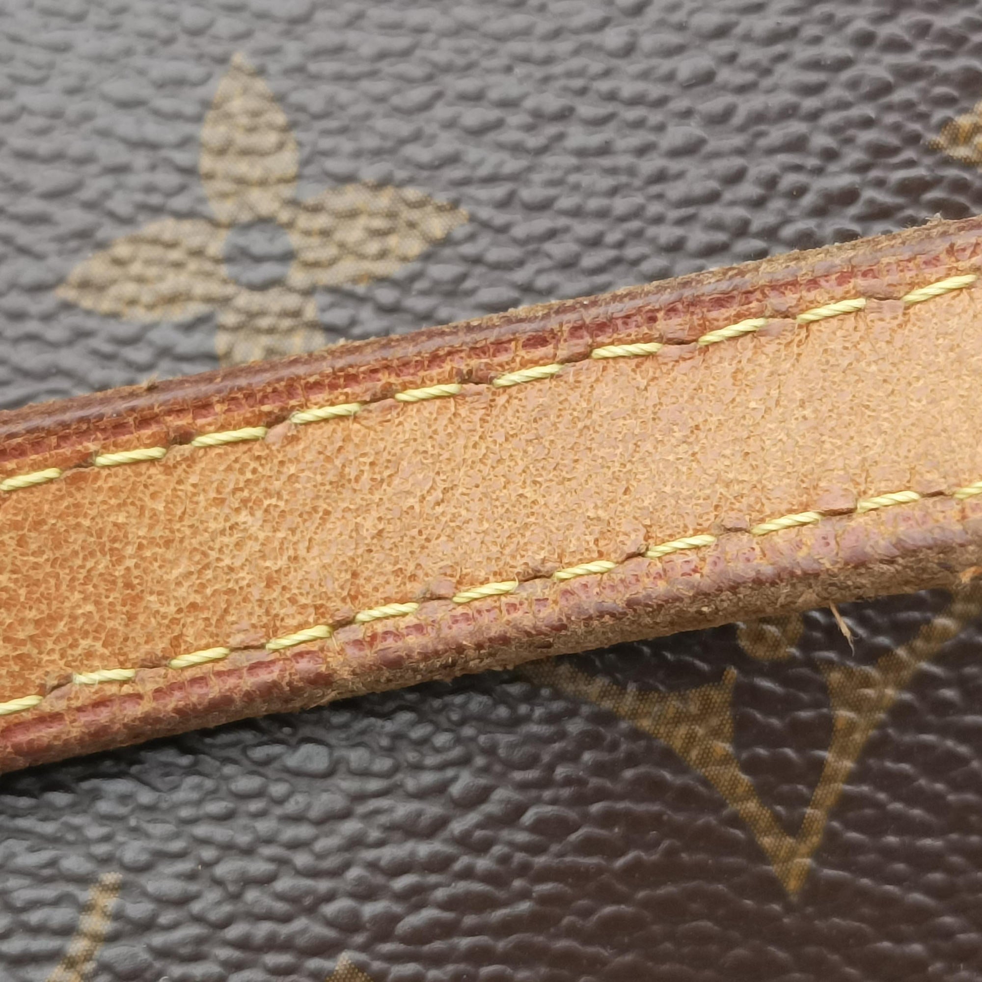 Vintage Louis Vuitton MONTORGUEI PM brown Monogram Canvas M95565 shoulderbag | stylenewstar