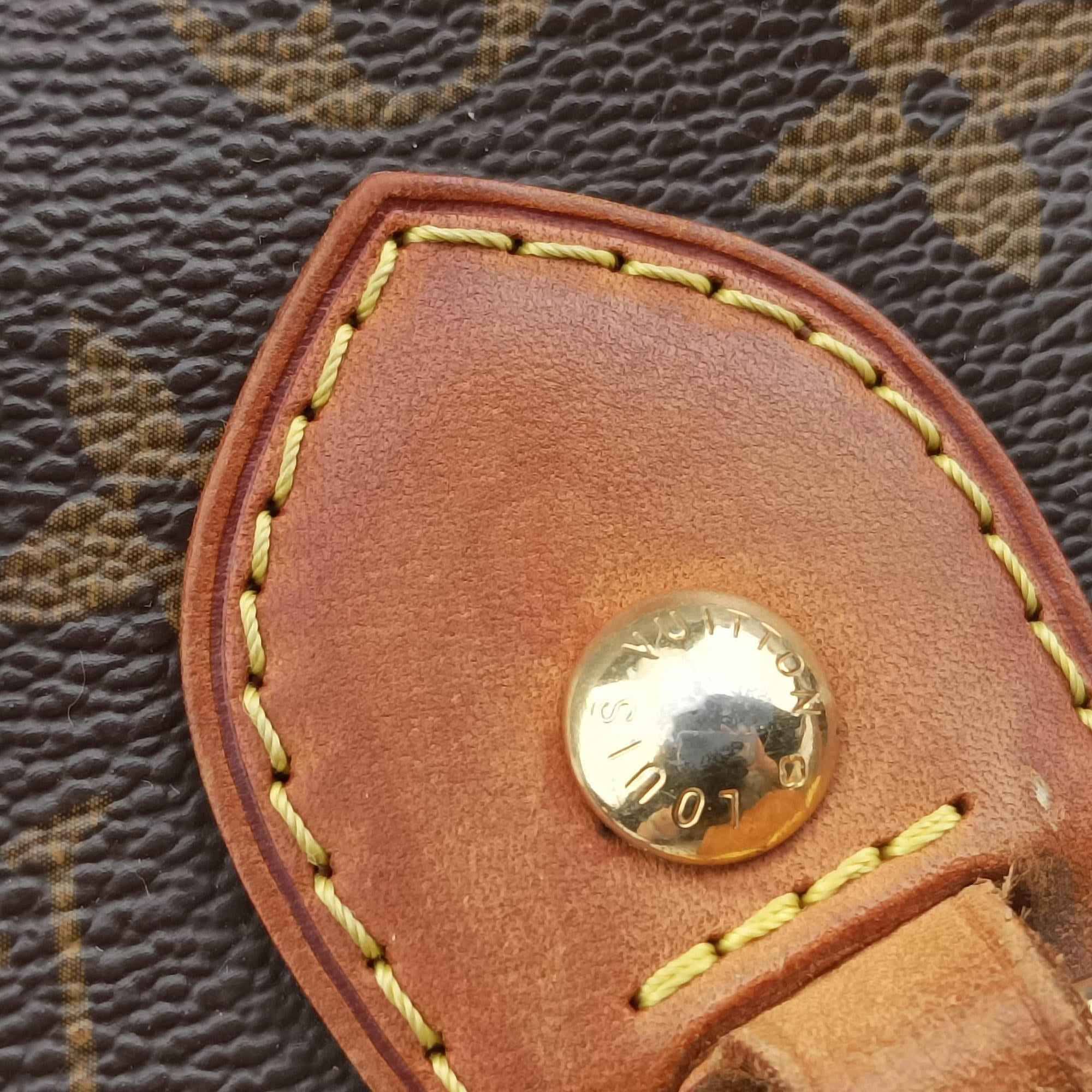 Vintage Louis Vuitton MONTORGUEI PM brown Monogram Canvas M95565 shoulderbag | stylenewstar