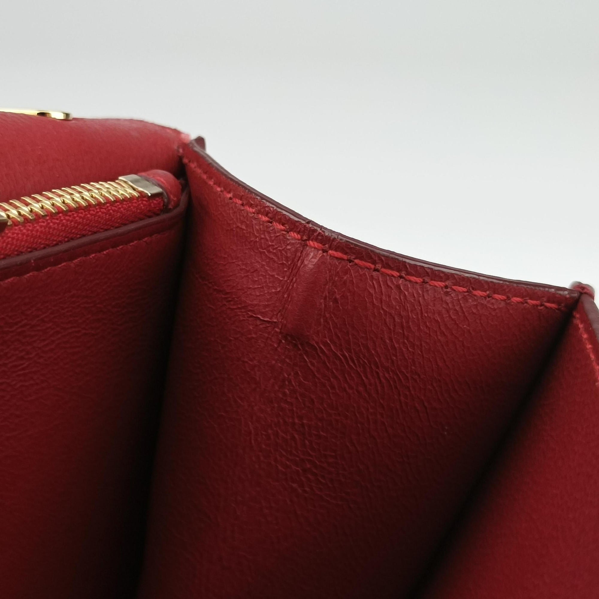 Secondhand Ferragamo Gancino Burgundy Leather  shoulderbag | stylenewstar