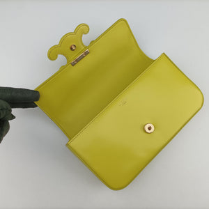 Pre-owned Celine Triomphe Chain Yellow Leather  shoulderbag | stylenewstar