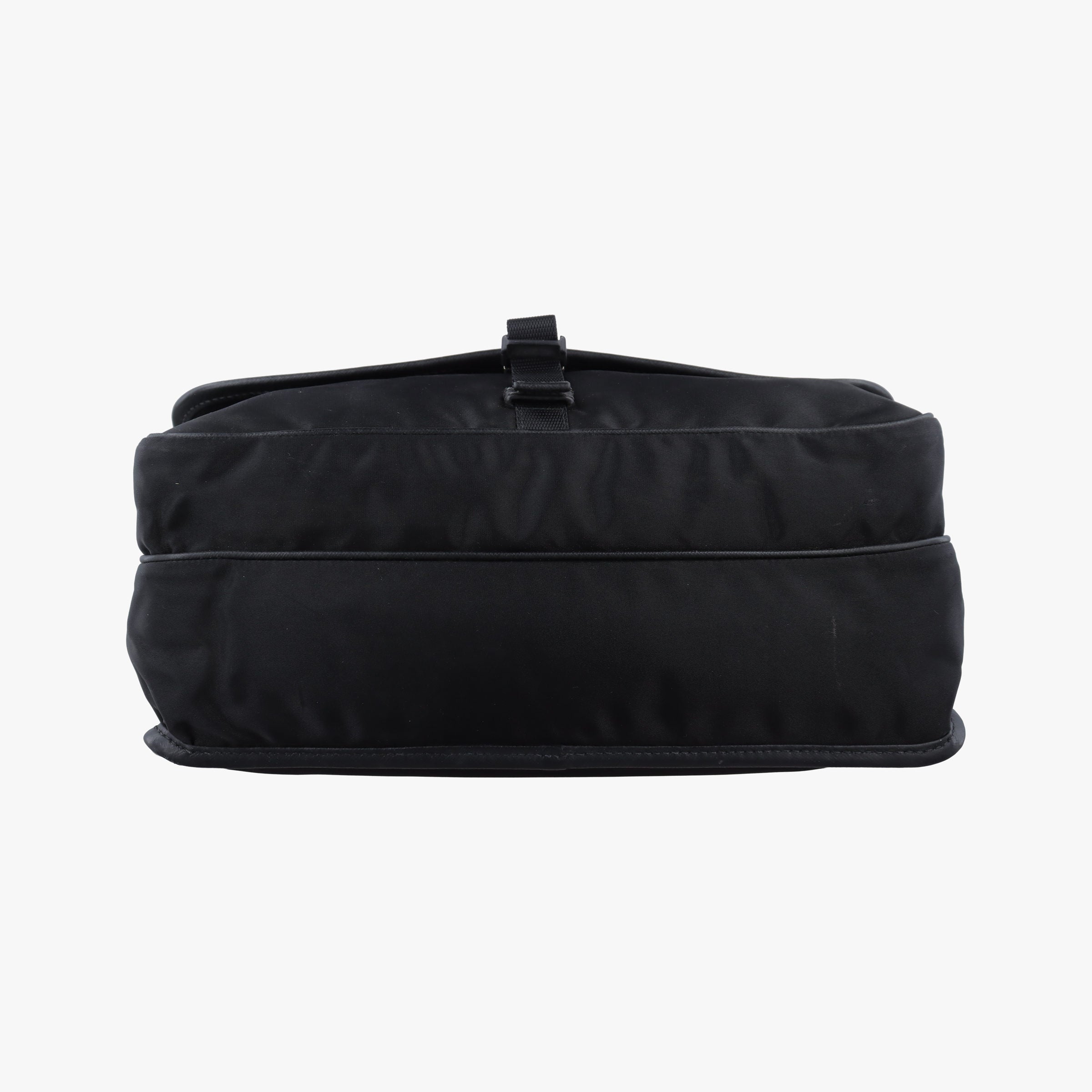 Vintage Prada Vela Messenger Bag Black Nylon V166 shoulderbag | stylenewstar