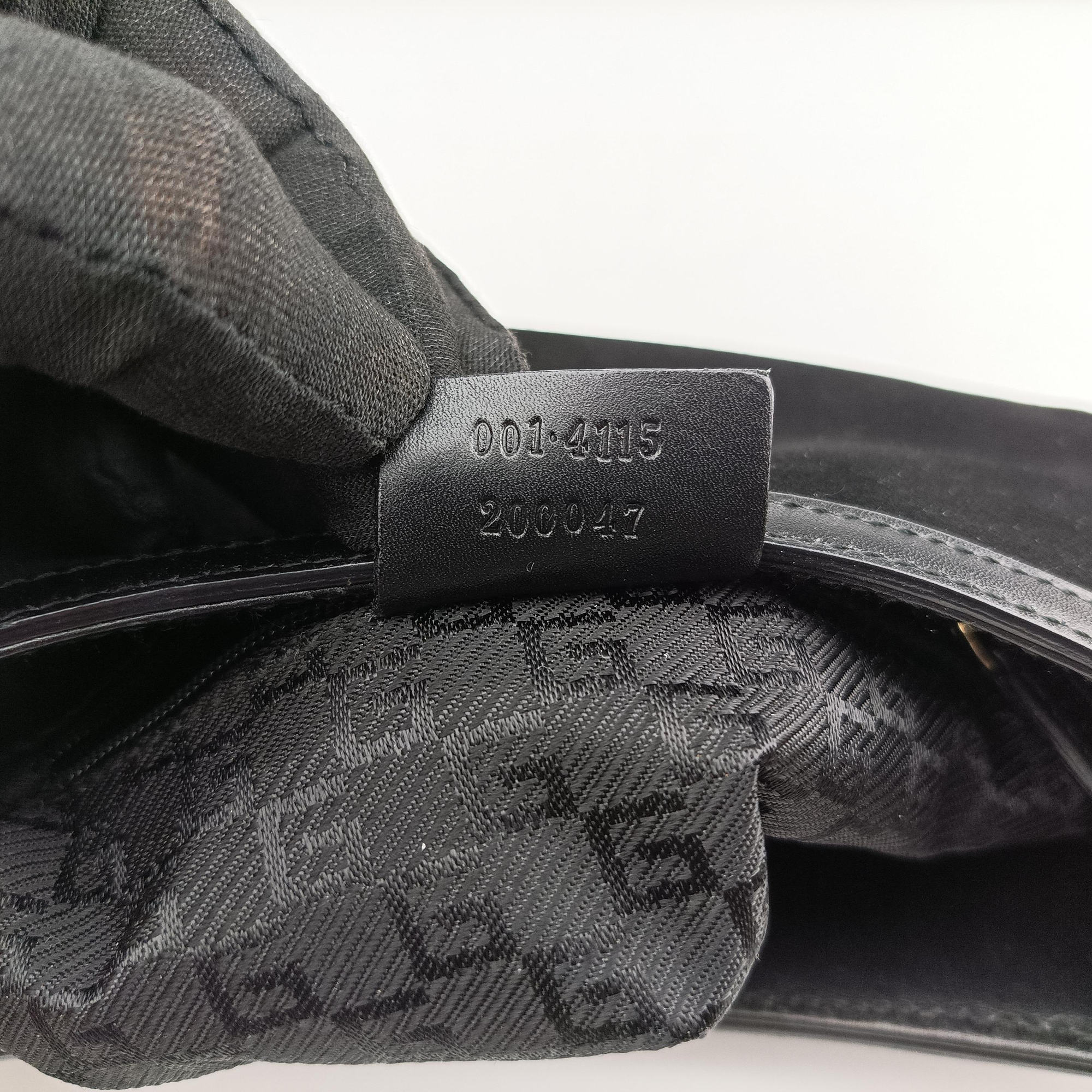 Vintage Gucci Tiger Head Black Suede×leather 001.41 shoulderbag | stylenewstar