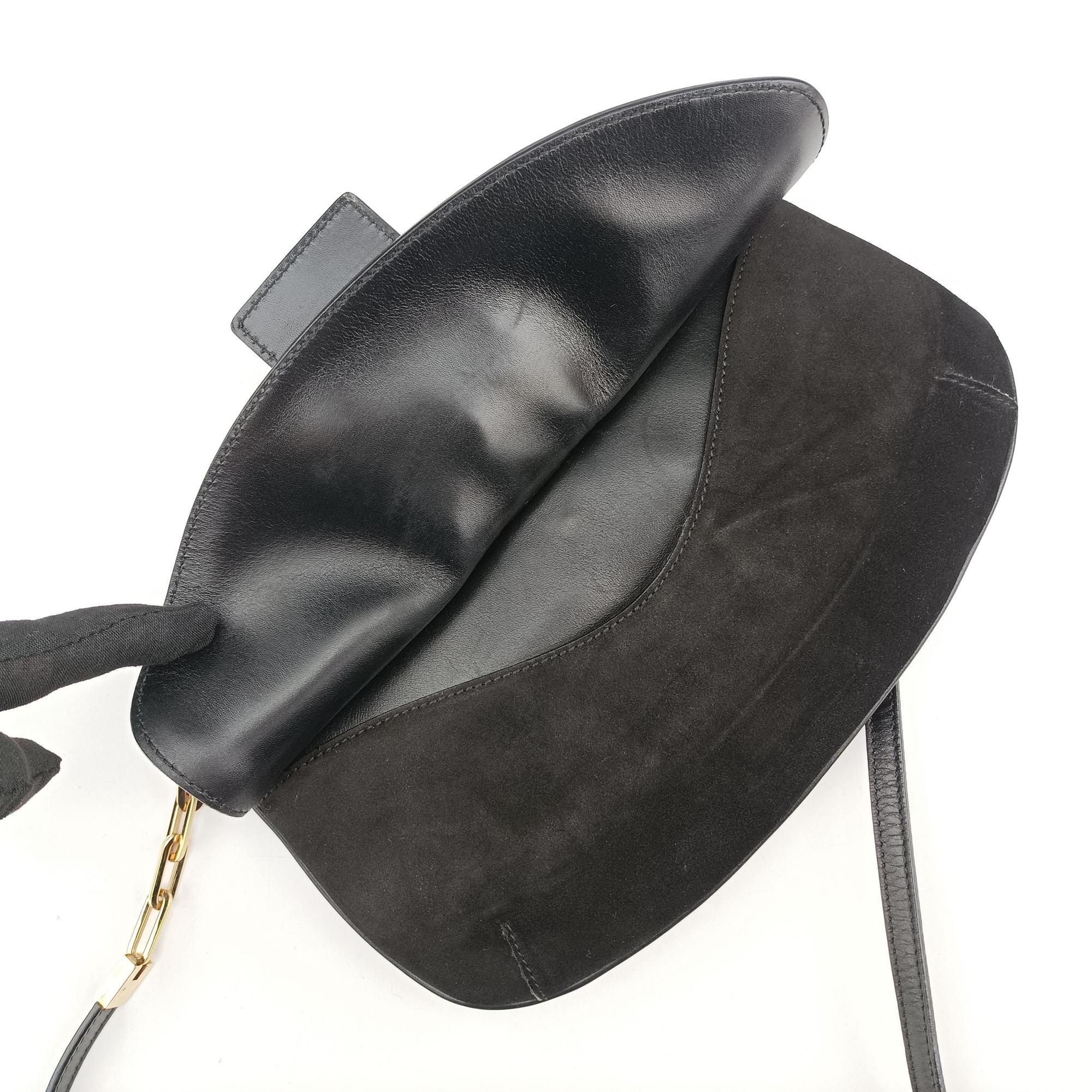 Vintage Gucci Tiger Head Black Suede×leather 001.41 shoulderbag | stylenewstar