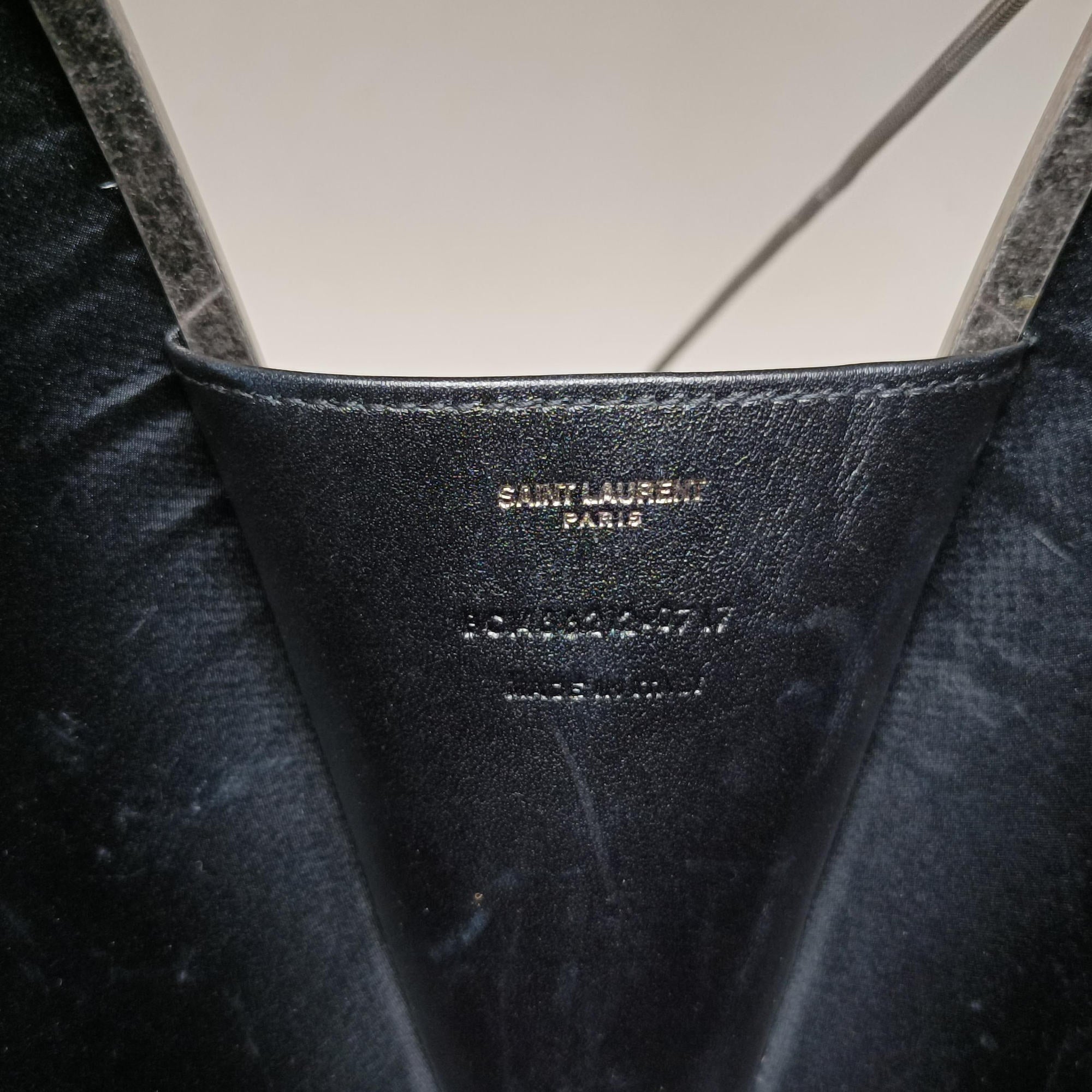 Pre-owned Yves Saint Laurent Love Box Heart Black Leather 466212 shoulderbag | stylenewstar