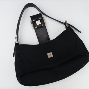 Pre-owned Fendi Baguette Black nylon 091611 handbag | stylenewstar