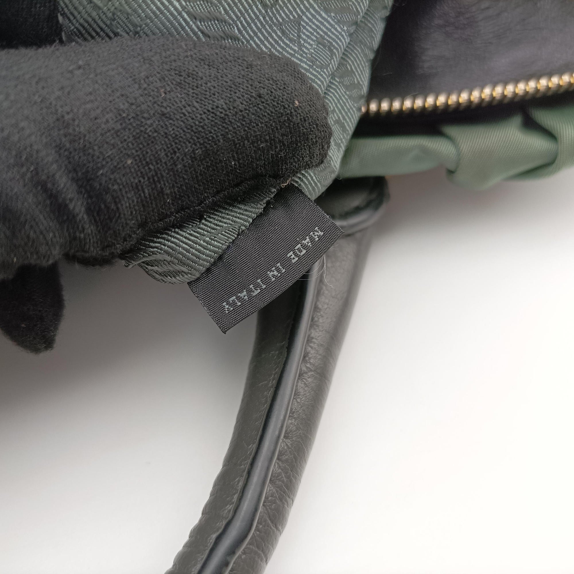 Secondhand Prada Gaufre Green nylon×Leather BN2805 shoulderbag | stylenewstar