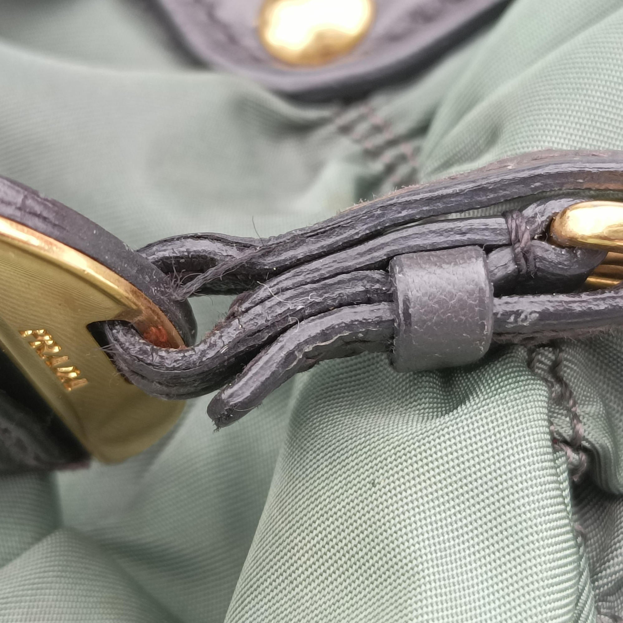 Secondhand Prada Gaufre Green nylon×Leather BN2805 shoulderbag | stylenewstar