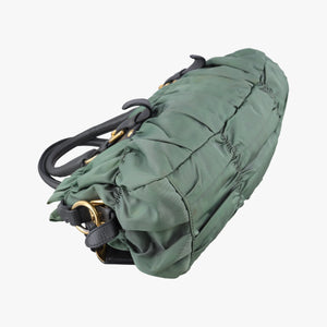 Secondhand Prada Gaufre Green nylon×Leather BN2805 shoulderbag | stylenewstar