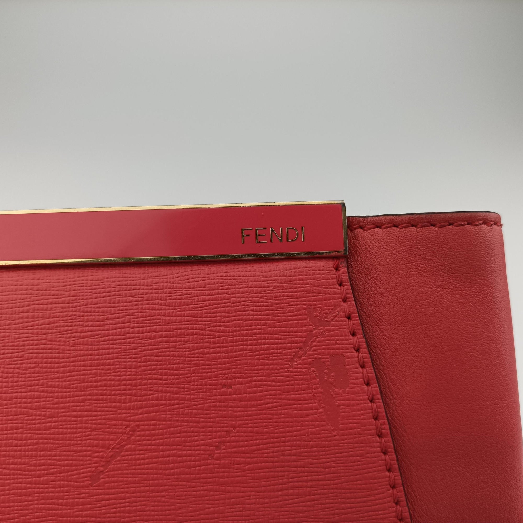 Pre-owned Fendi Petite 2 JOURS pink Leather 8BH253 shoulderbag | stylenewstar
