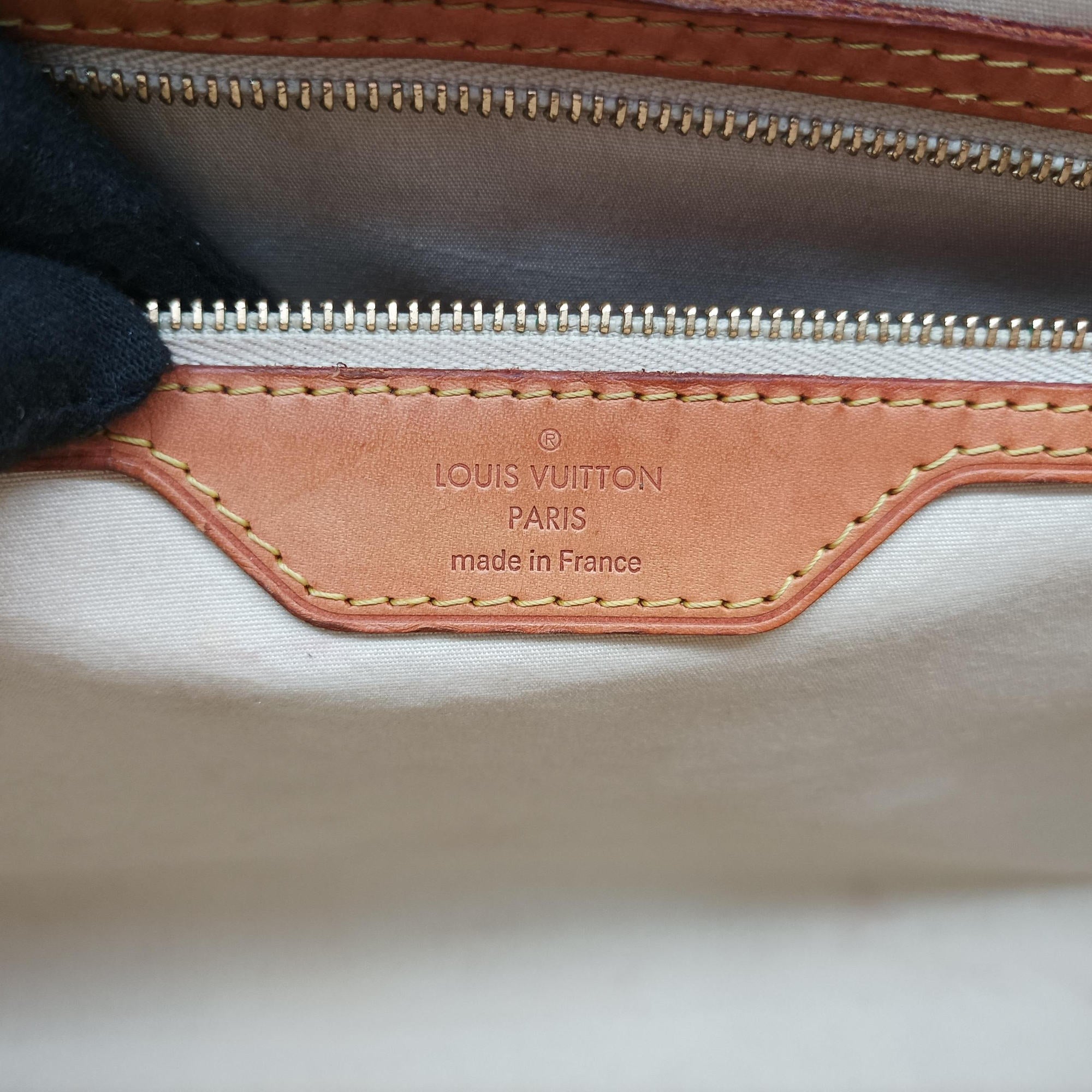 Vintage Louis Vuitton Brea MM Broncorail Vernis M91456 shoulderbag | stylenewstar