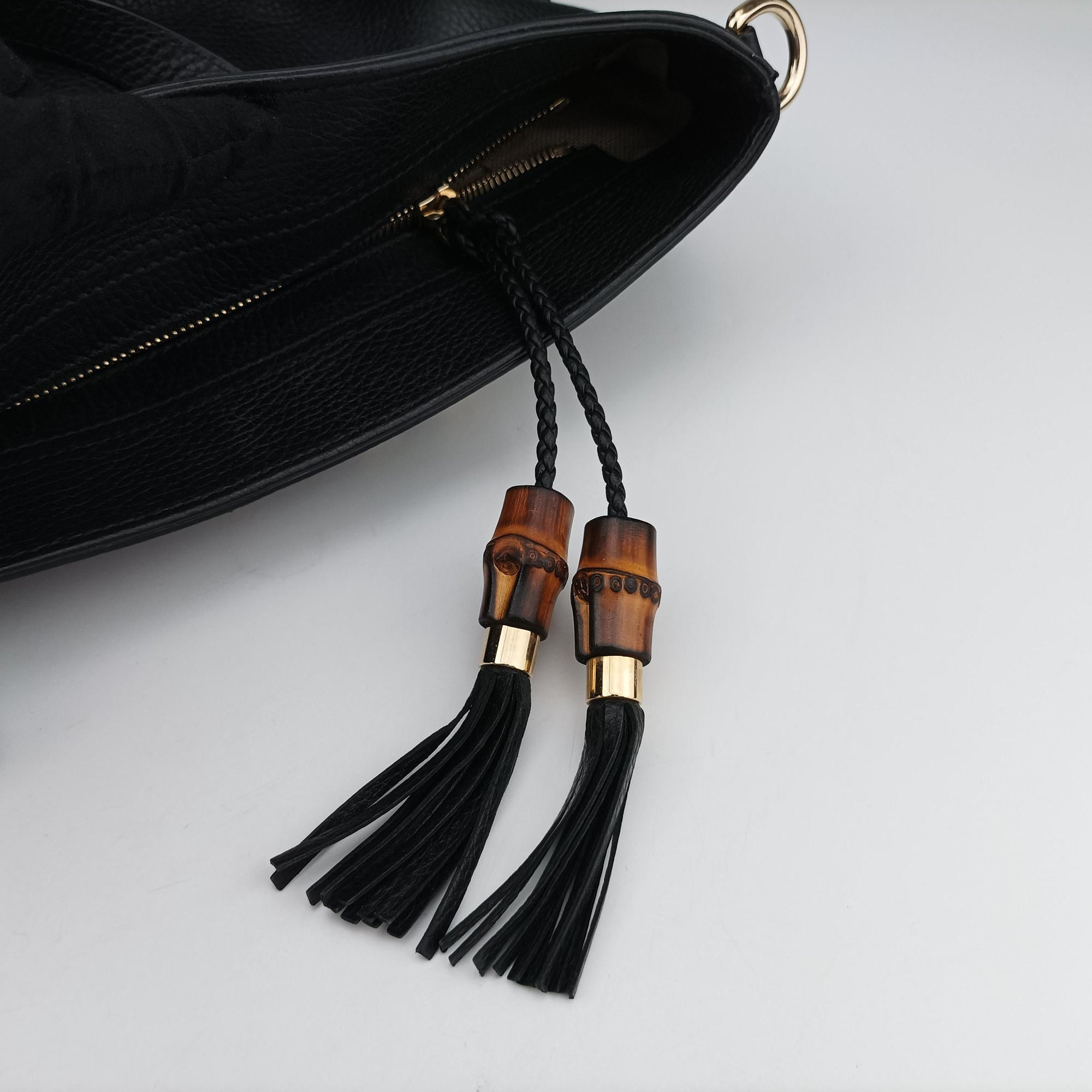 Secondhand Gucci Bamboo Tassel Tote Black Leather 449642 handbag | stylenewstar