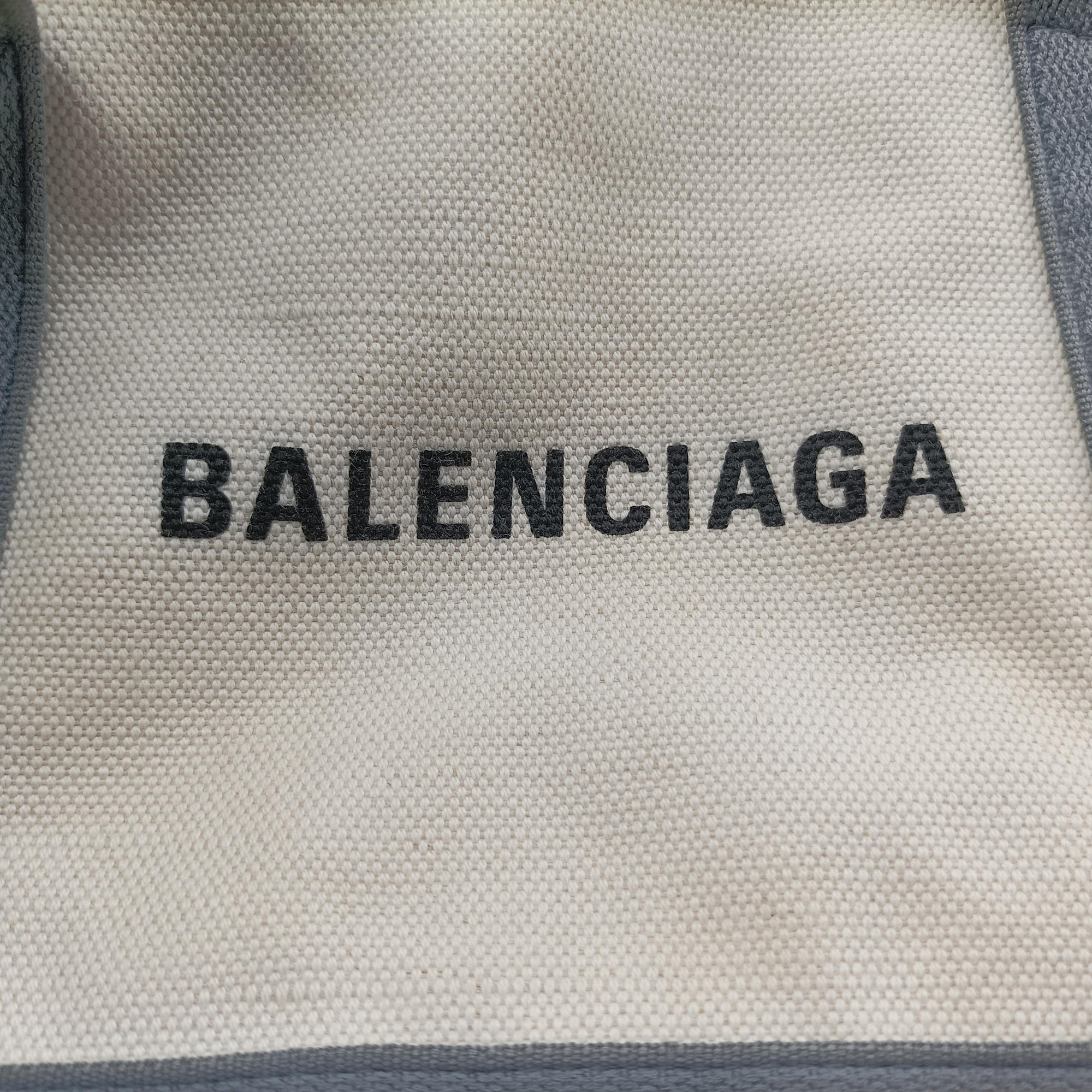 Pre-owned Balenciaga Navy Cabas XS Ivory × Gray Canvas x Leather  handbag | stylenewstar