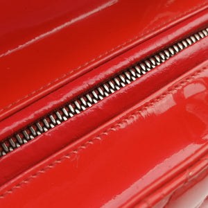 Pre-owned Christian Dior Lady Dior Red patent  shoulderbag | stylenewstar