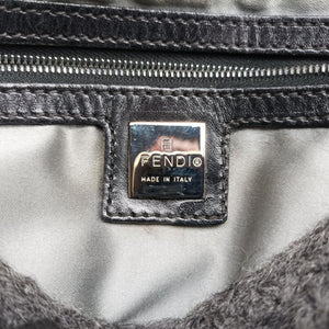 Pre-owned Fendi Baguette Grey Wool × Leather 16 160 shoulderbag | stylenewstar