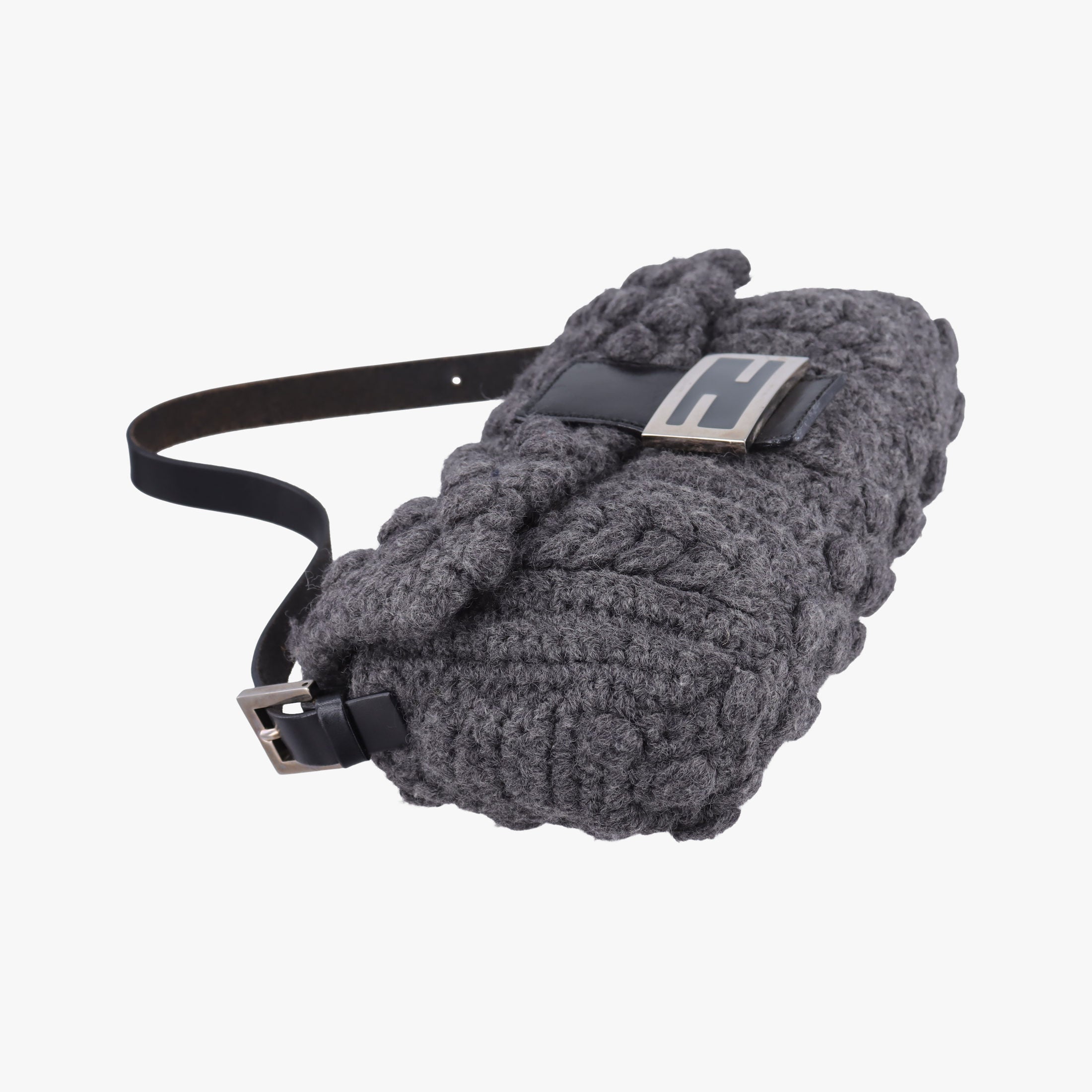 Pre-owned Fendi Baguette Grey Wool × Leather 16 160 shoulderbag | stylenewstar