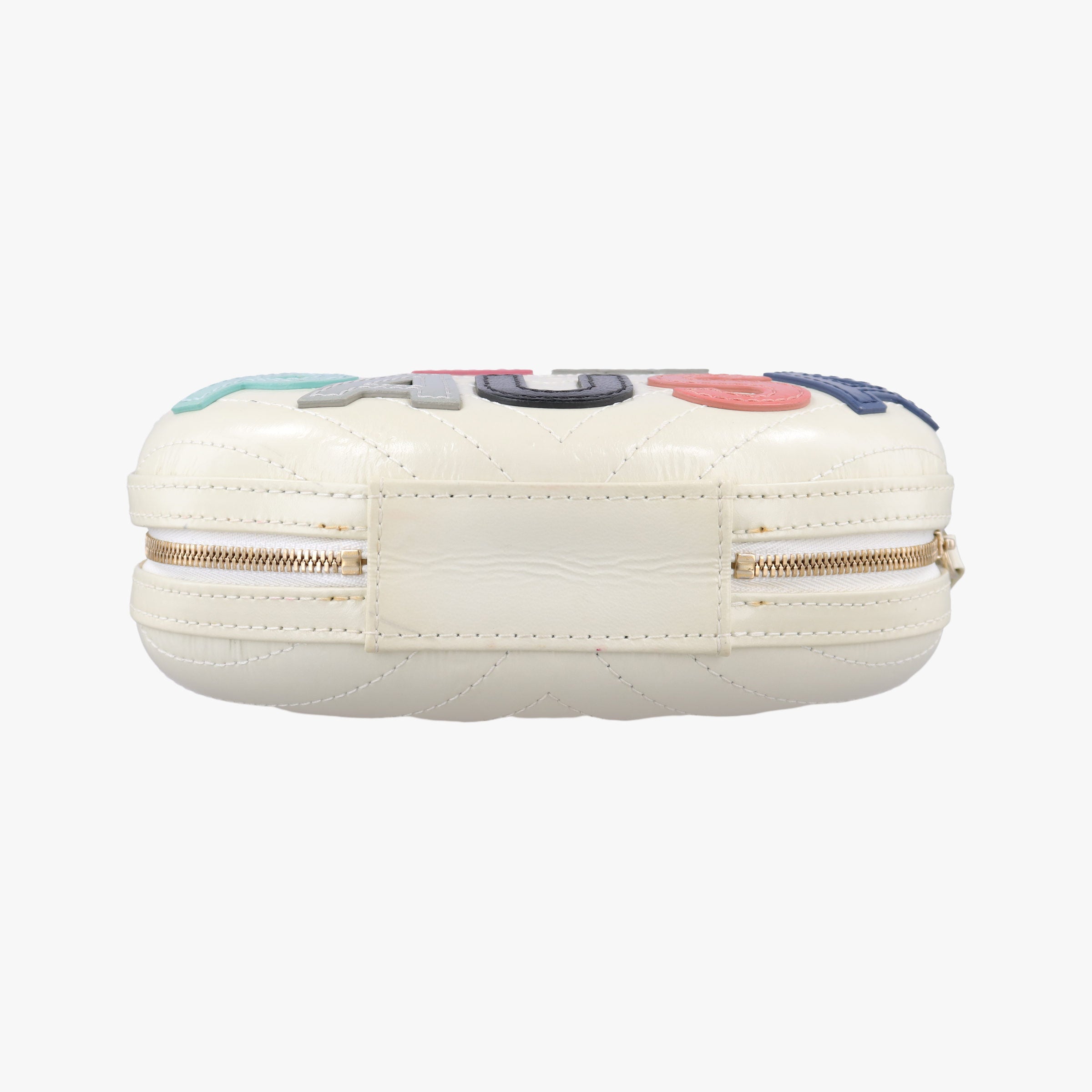 Vintage Chanel LA PAUSA Shiny Chevron Oval Tassel White Leather AS0204 shoulderbag | stylenewstar