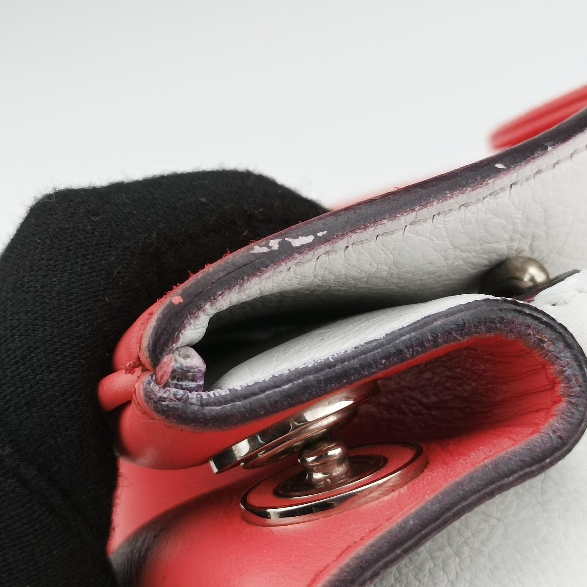 Pre-owned Christian Dior Diorissimo Pink Leather  shoulderbag | stylenewstar