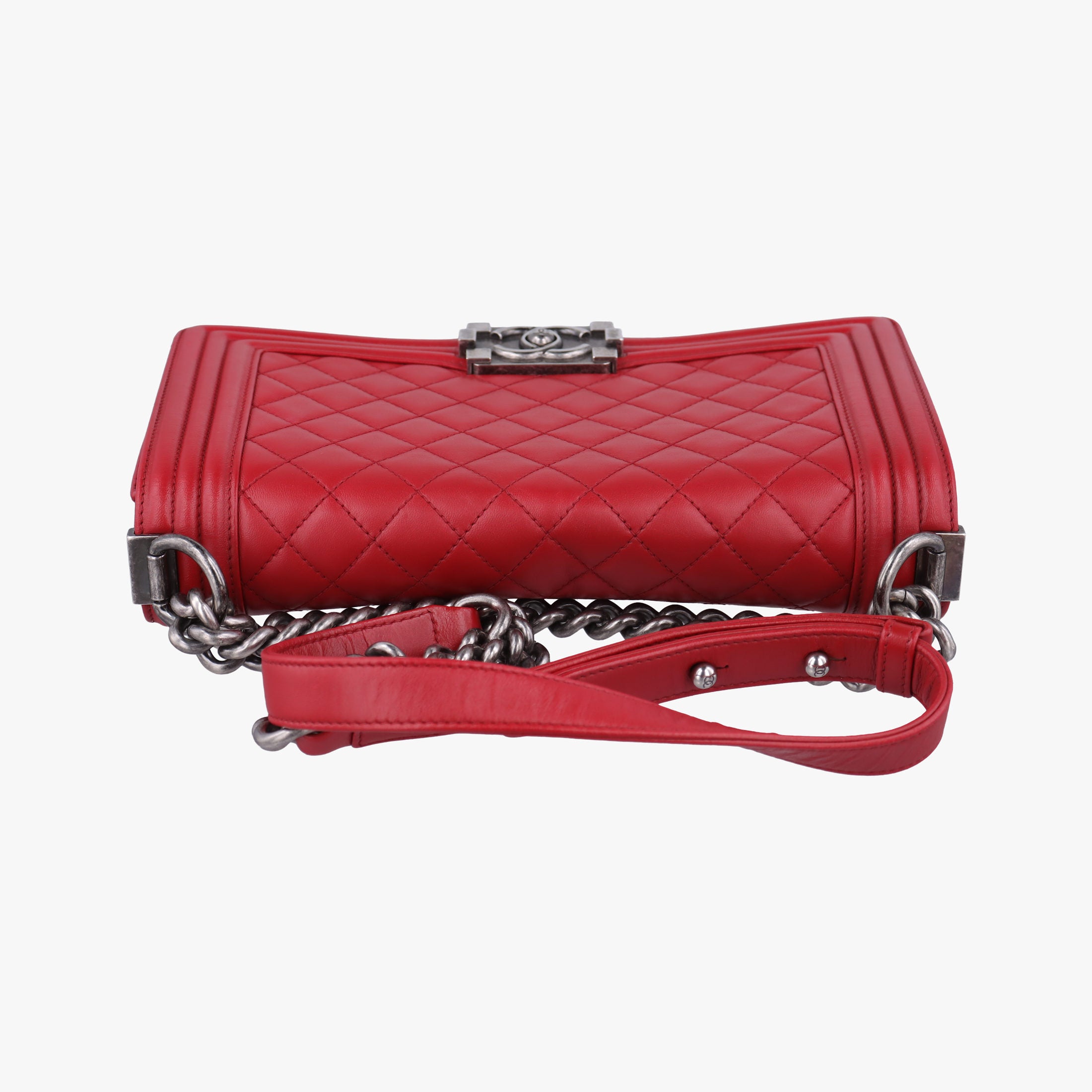 Secondhand Chanel BOY CHANEL Red Leather A67086 shoulderbag | stylenewstar