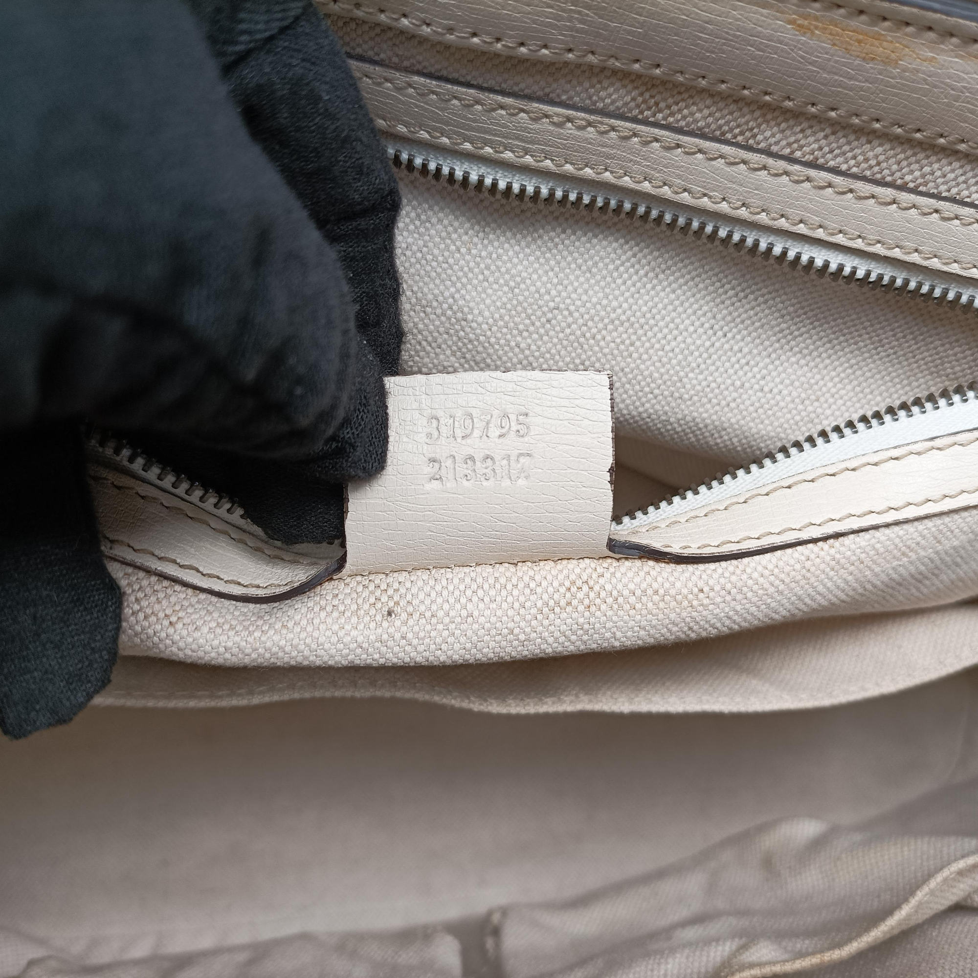 Pre-owned Gucci Bright Bit White Leather 319795 handbag | stylenewstar