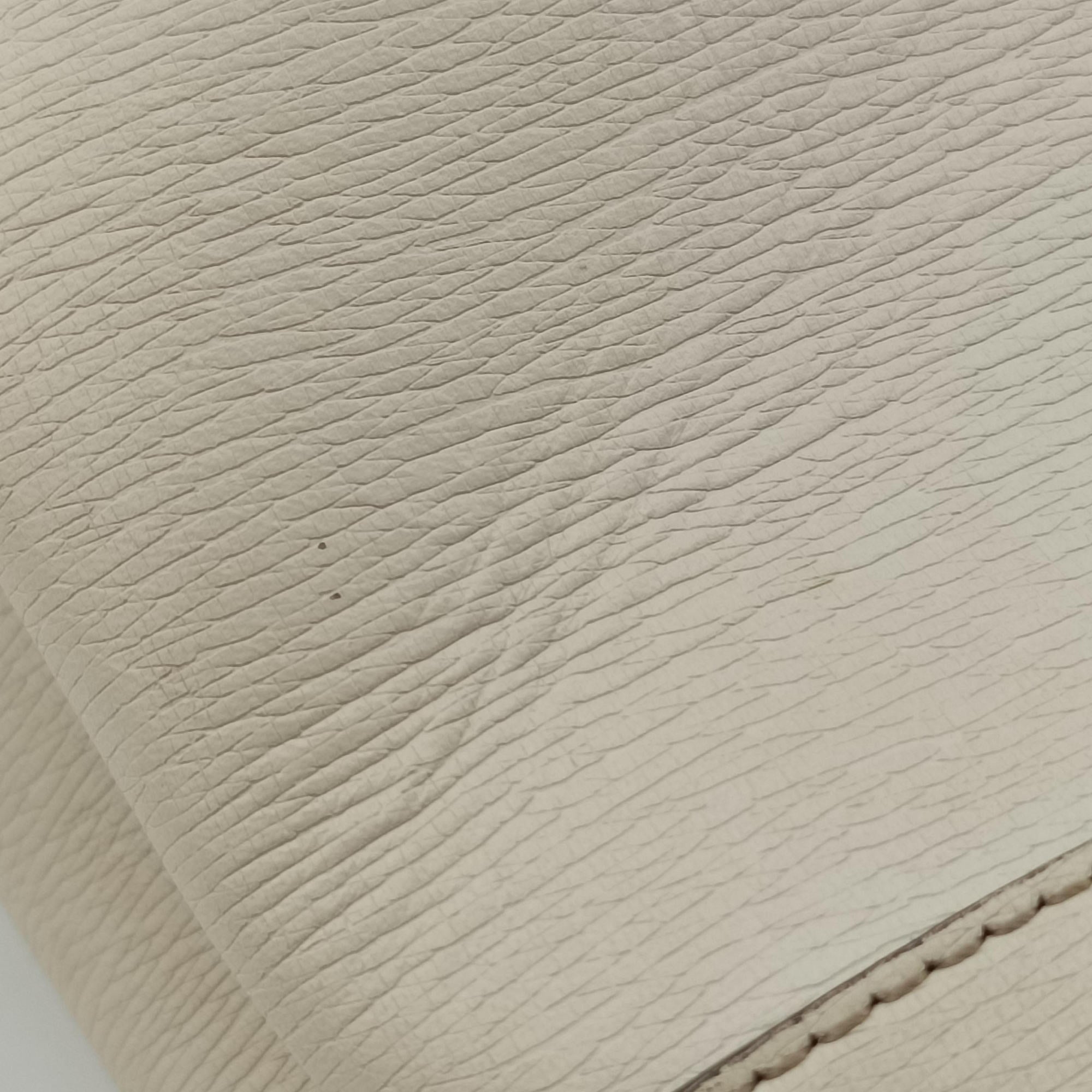 Pre-owned Gucci Bright Bit White Leather 319795 handbag | stylenewstar
