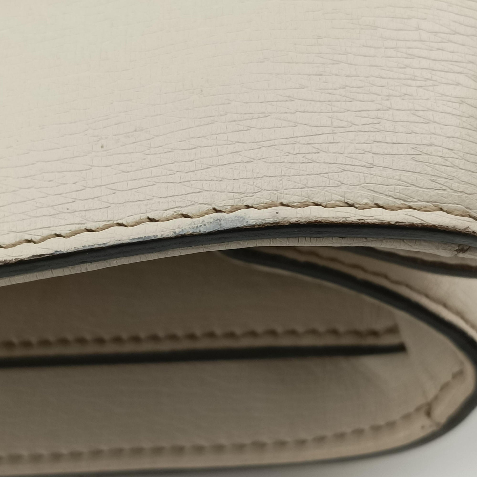 Pre-owned Gucci Bright Bit White Leather 319795 handbag | stylenewstar