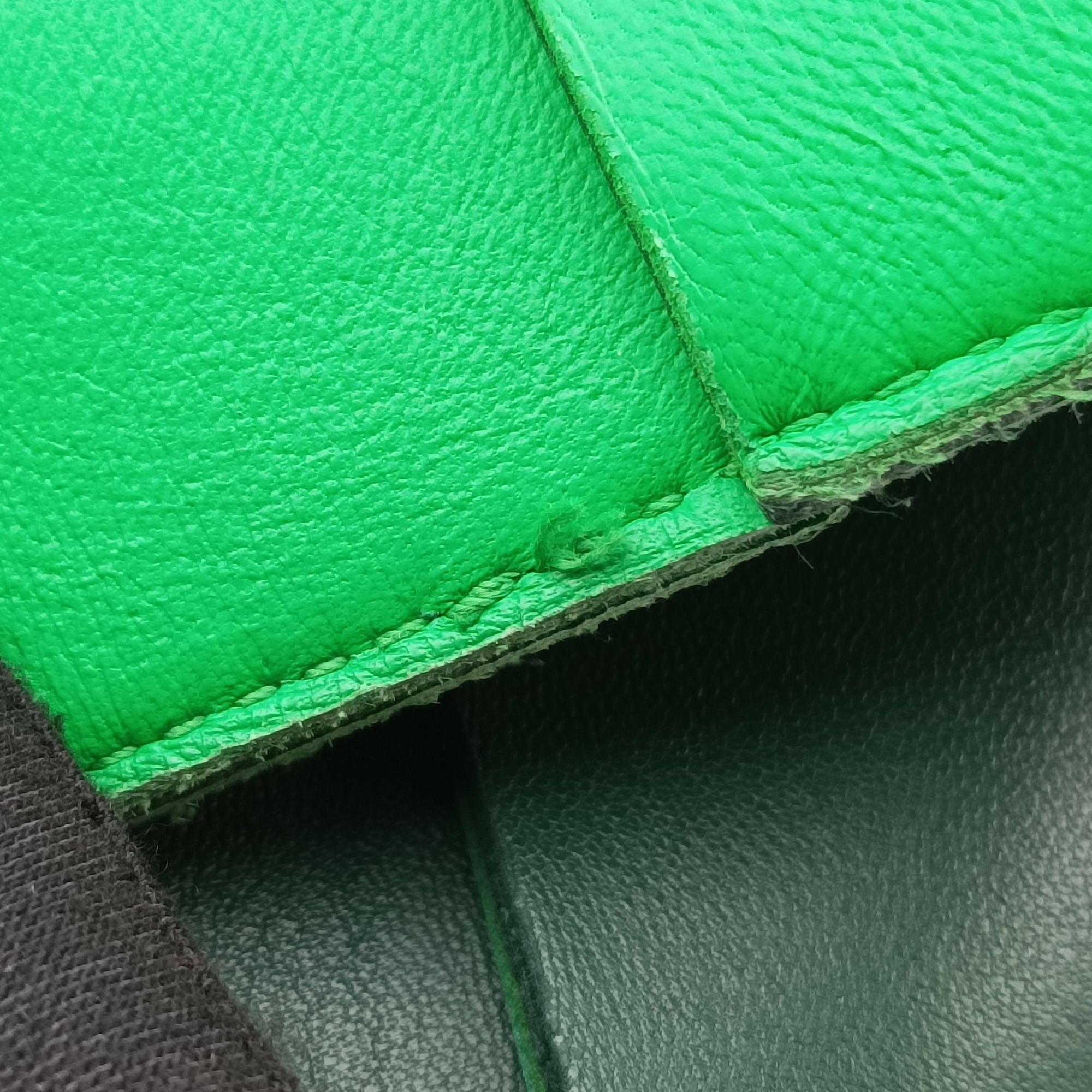 Pre-owned Bottega Veneta THE ARCO Tote Green lambskin  handbag | stylenewstar