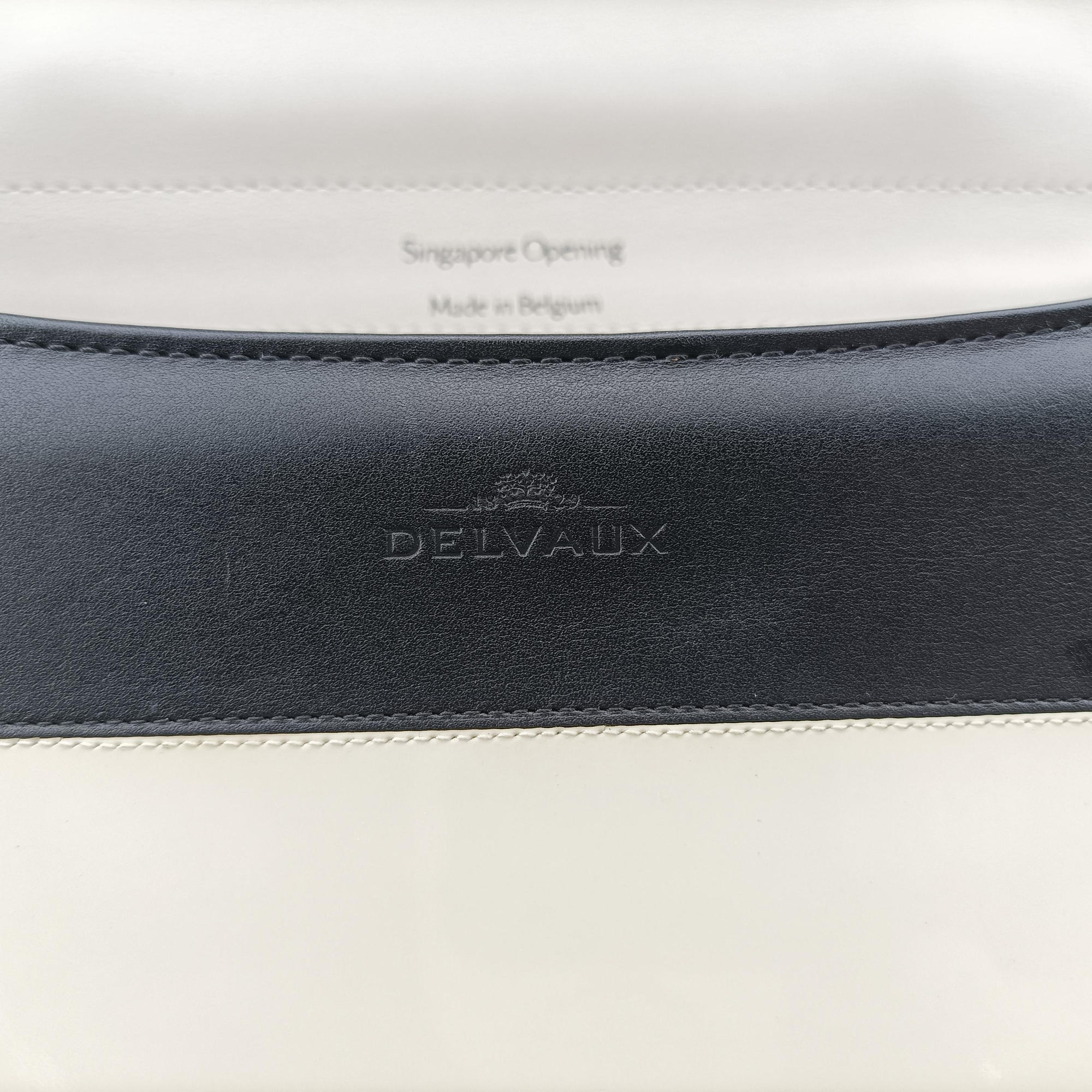 Vintage Delvaux Brillant Black × ivory Leather × patent leather  shoulderbag | stylenewstar