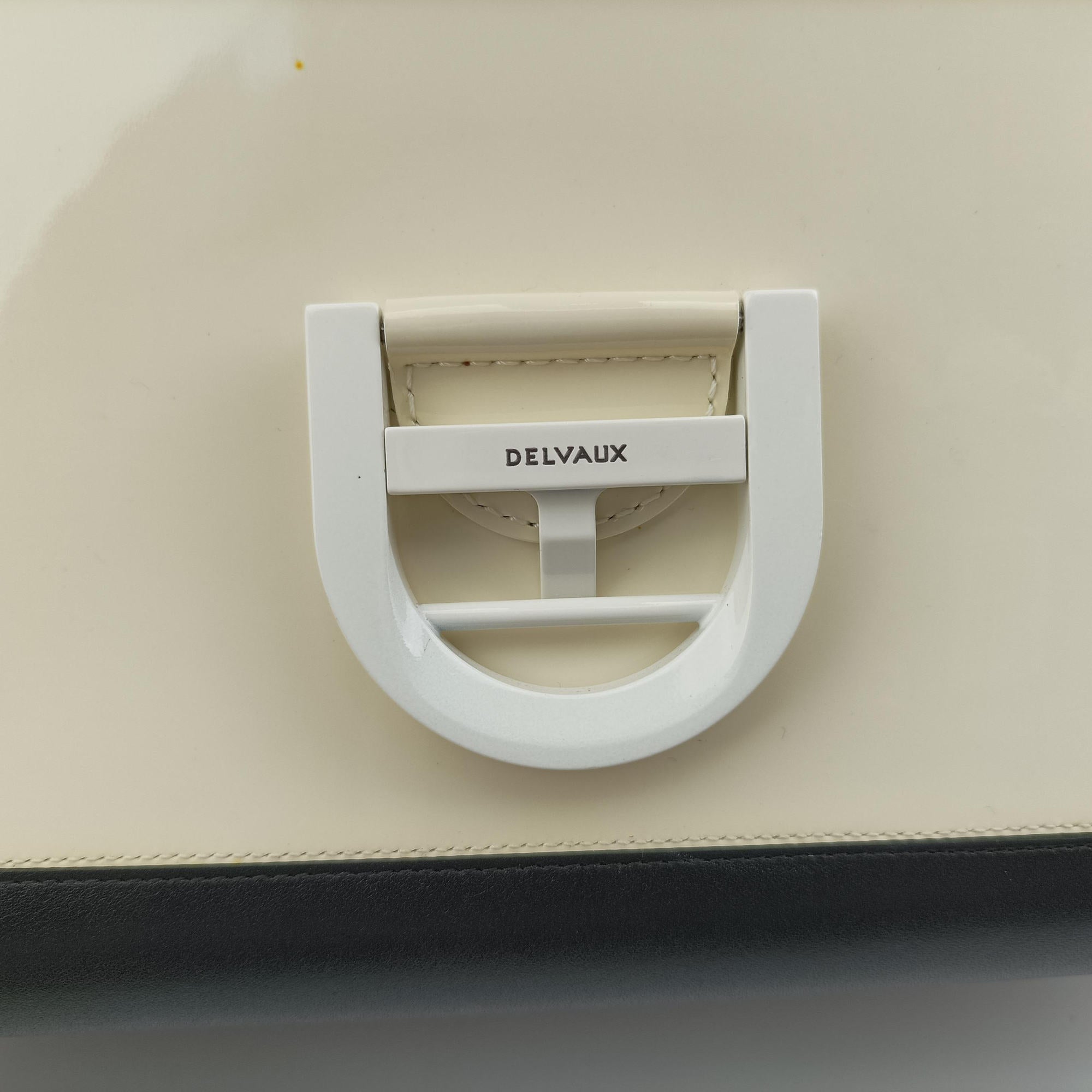 Vintage Delvaux Brillant Black × ivory Leather × patent leather  shoulderbag | stylenewstar
