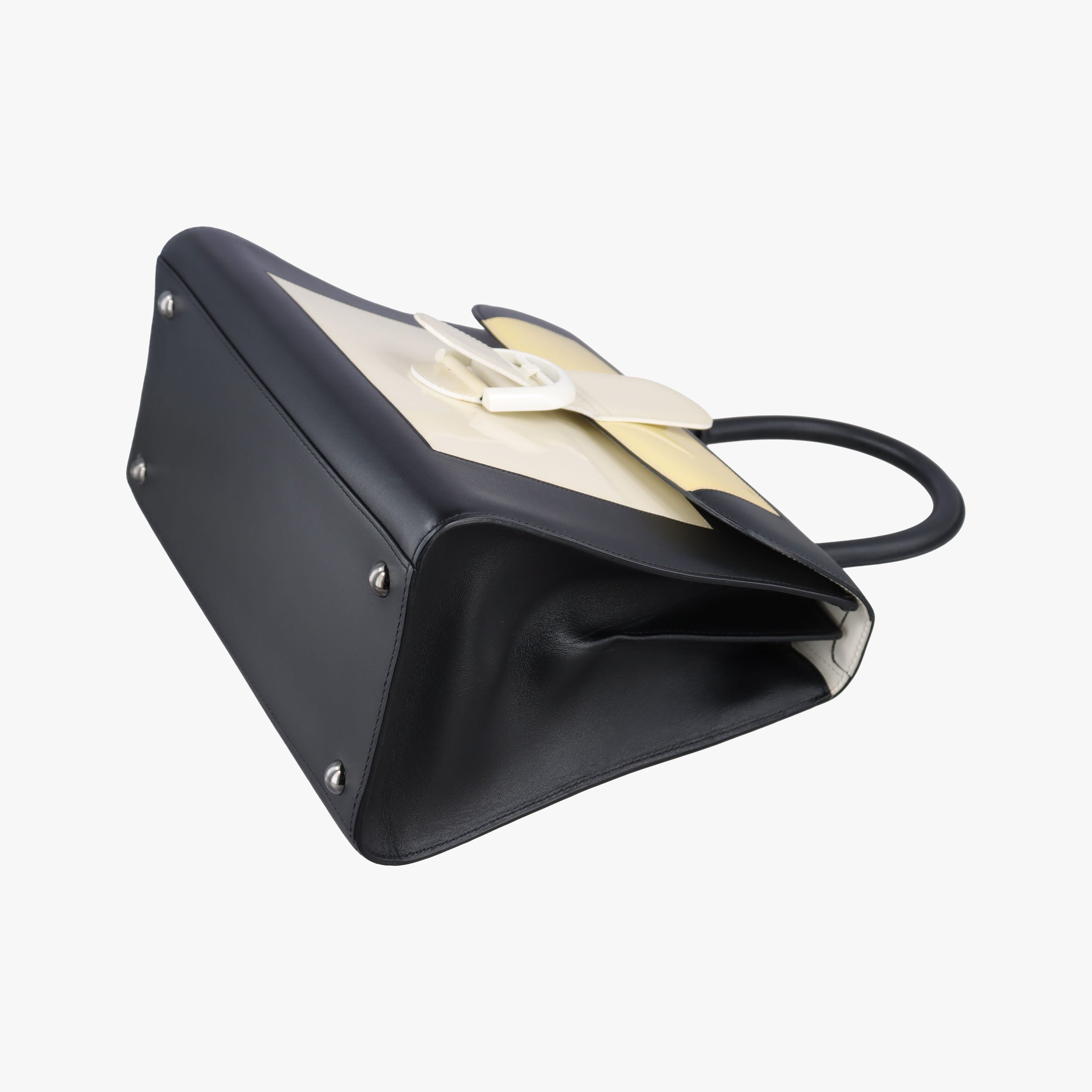 Vintage Delvaux Brillant Black × ivory Leather × patent leather  shoulderbag | stylenewstar