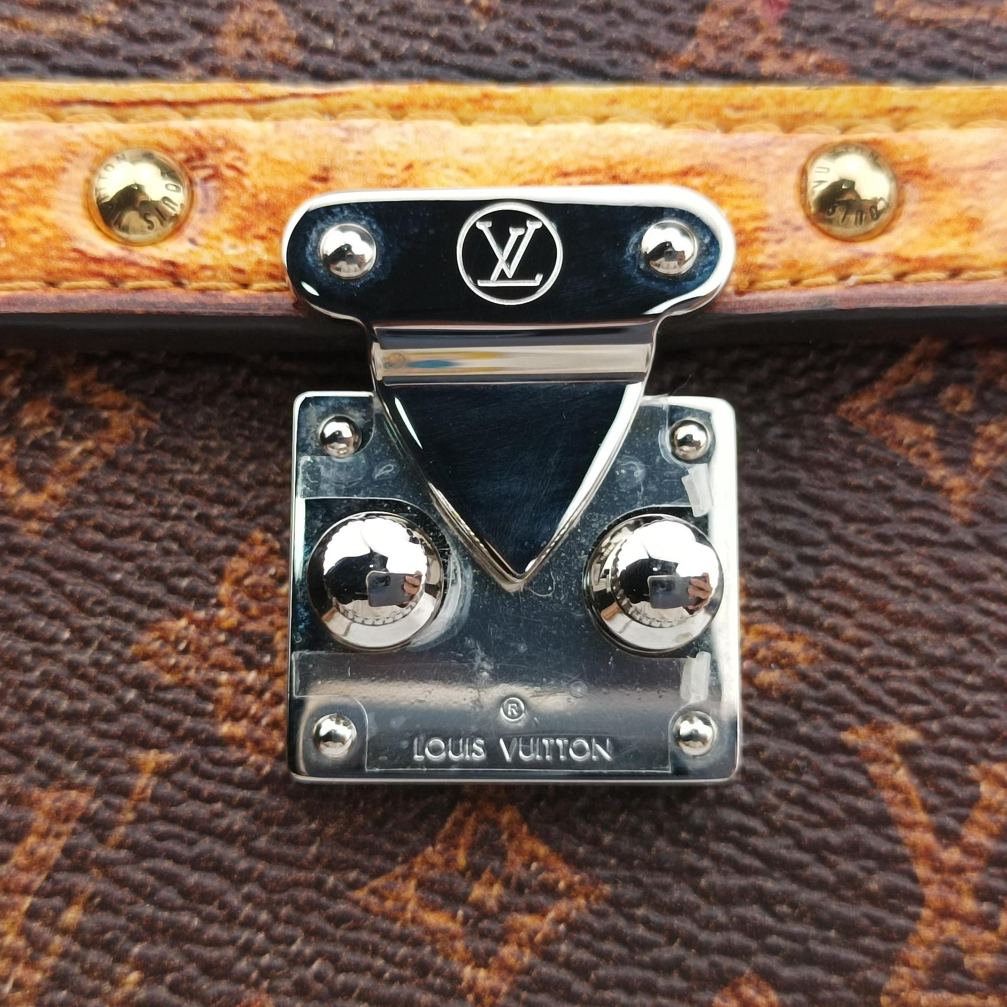 Pre-owned Louis Vuitton Essential Trunk brown×multi Monogram Canvas áVernis M63779 others | stylenewstar