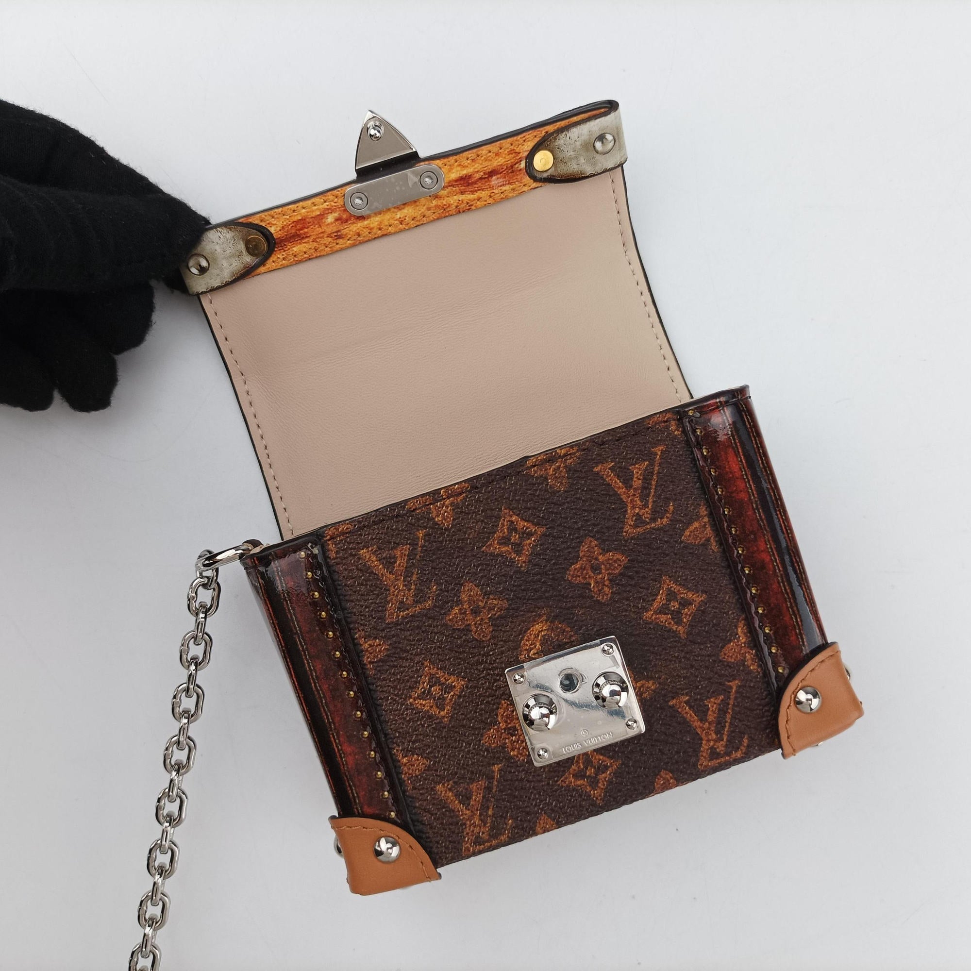 Pre-owned Louis Vuitton Essential Trunk brown×multi Monogram Canvas áVernis M63779 others | stylenewstar