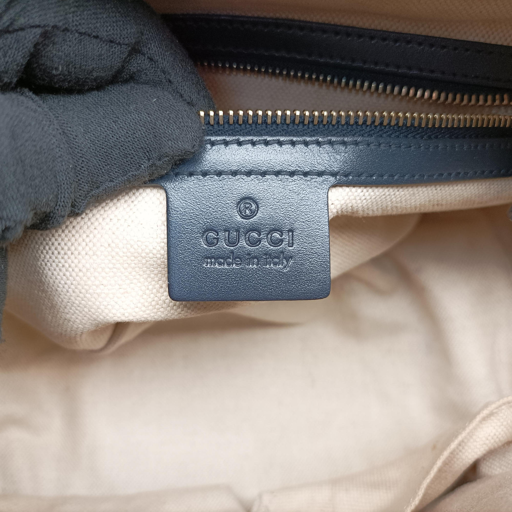 Secondhand Gucci Sherry Line navy×red×beige Canvas×Leather 269876 shoulderbag | stylenewstar