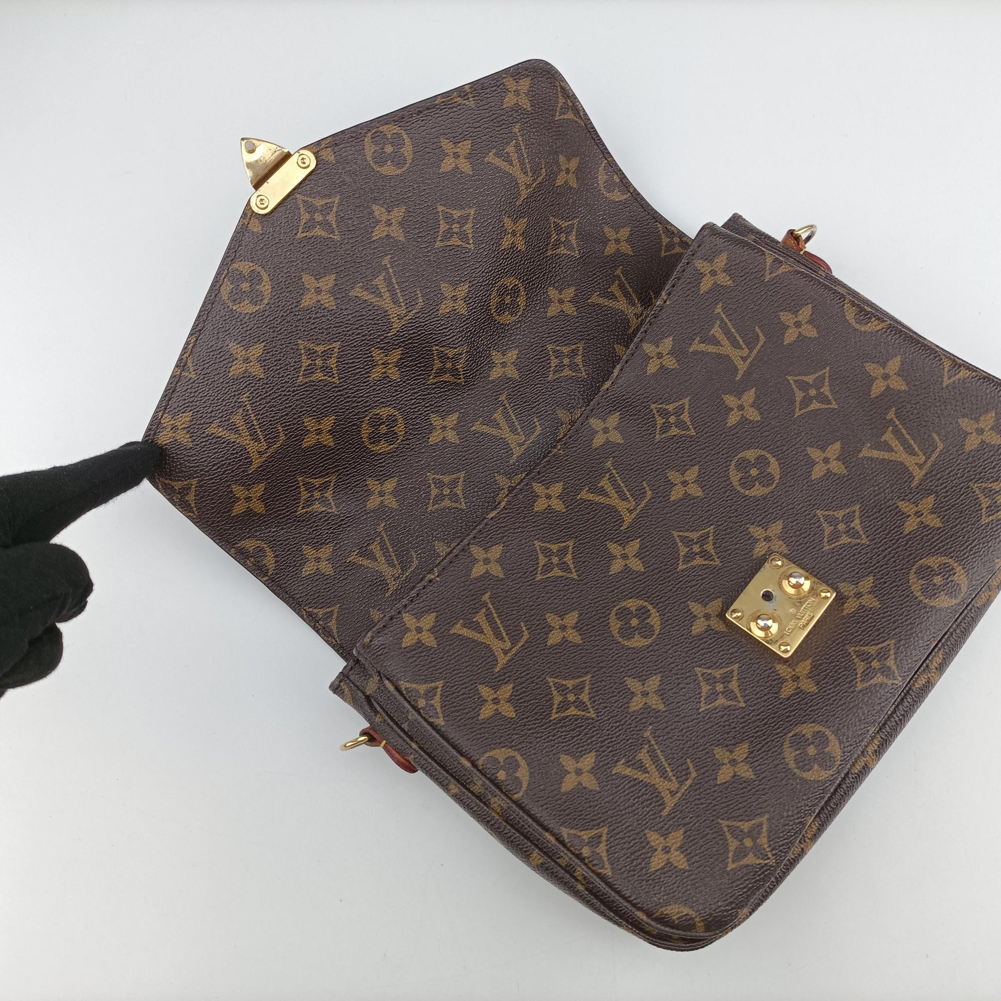 Pre-owned Louis Vuitton Pochette Metis MM Brown Monogram Canvas M44875 shoulderbag | stylenewstar