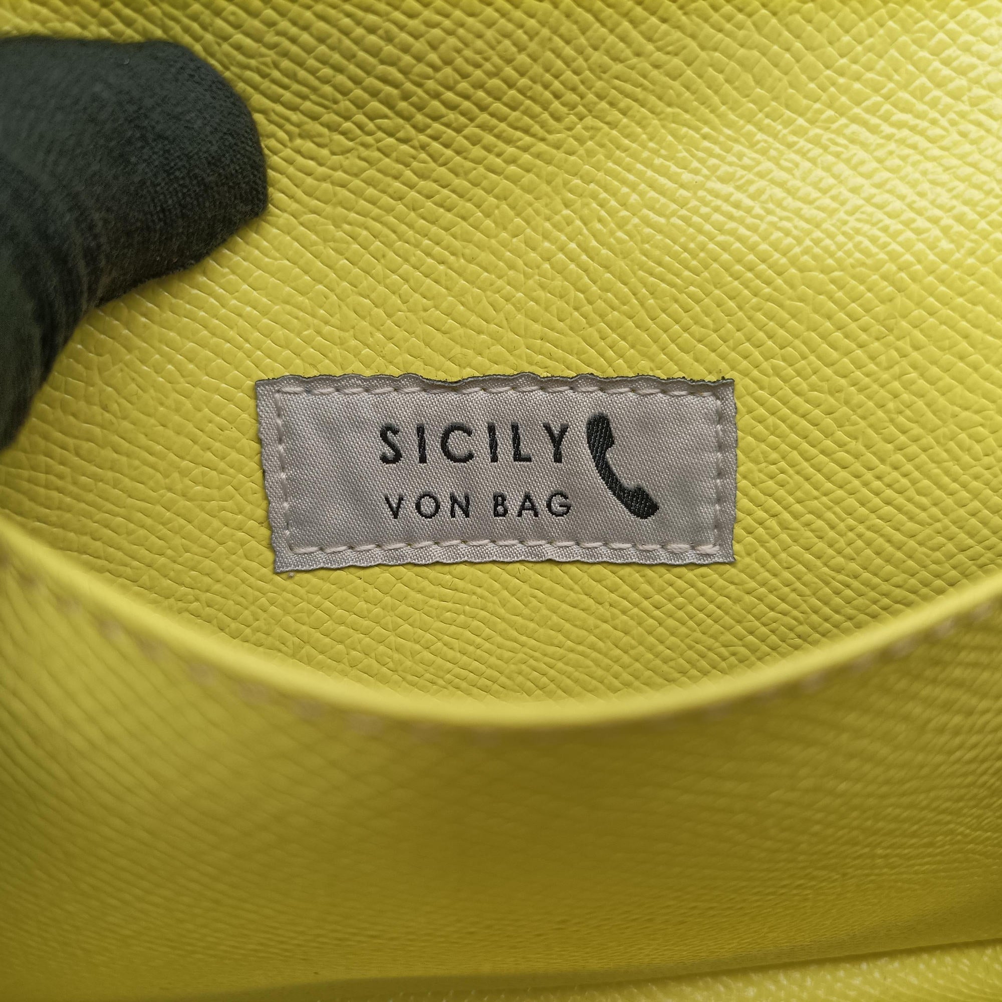 Pre-owned Dolce & Gabbana SICILY Yellow Leather  shoulderbag | stylenewstar