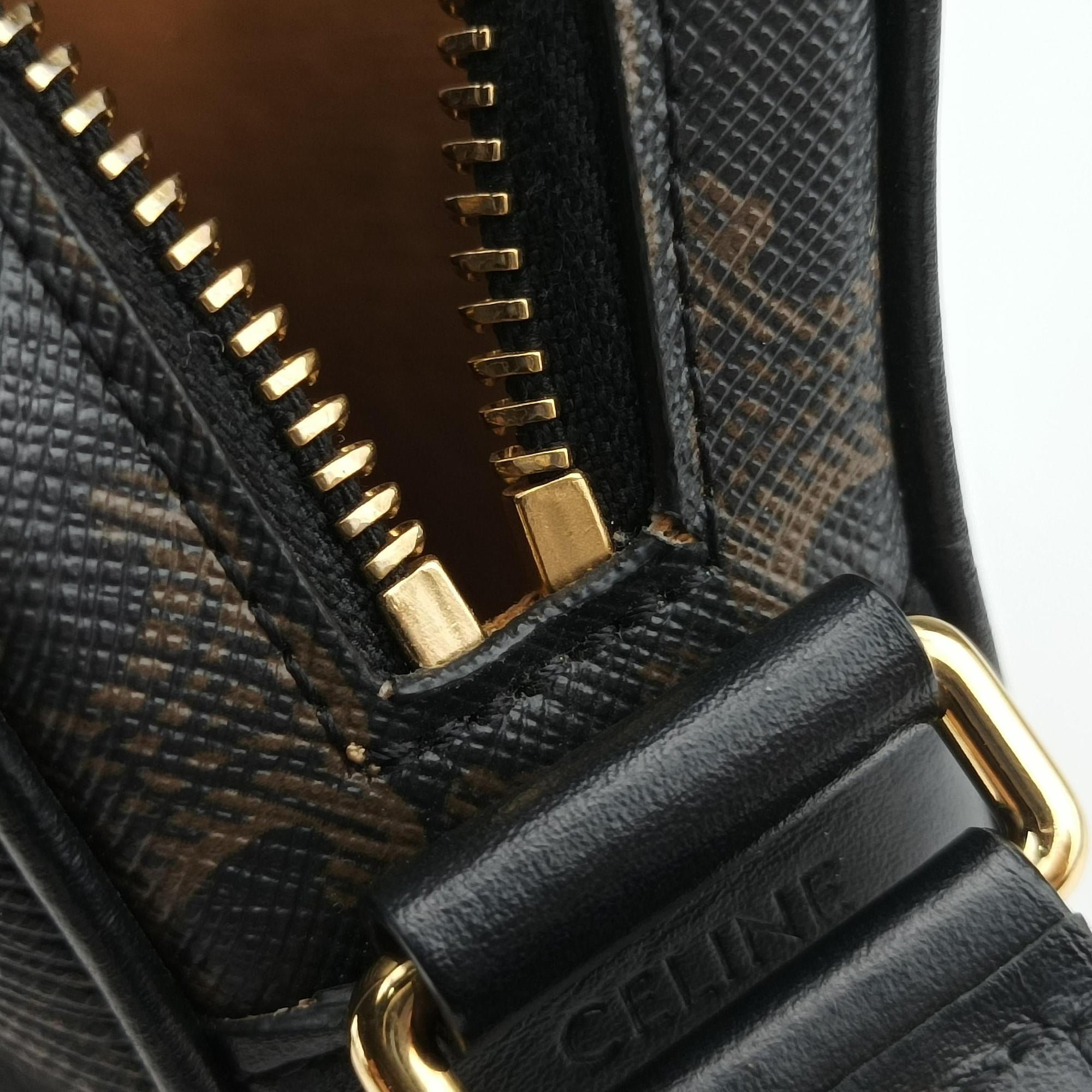 Pre-owned Celine Medium Triomphe Messenger Brown PVC coated canvas  shoulderbag | stylenewstar