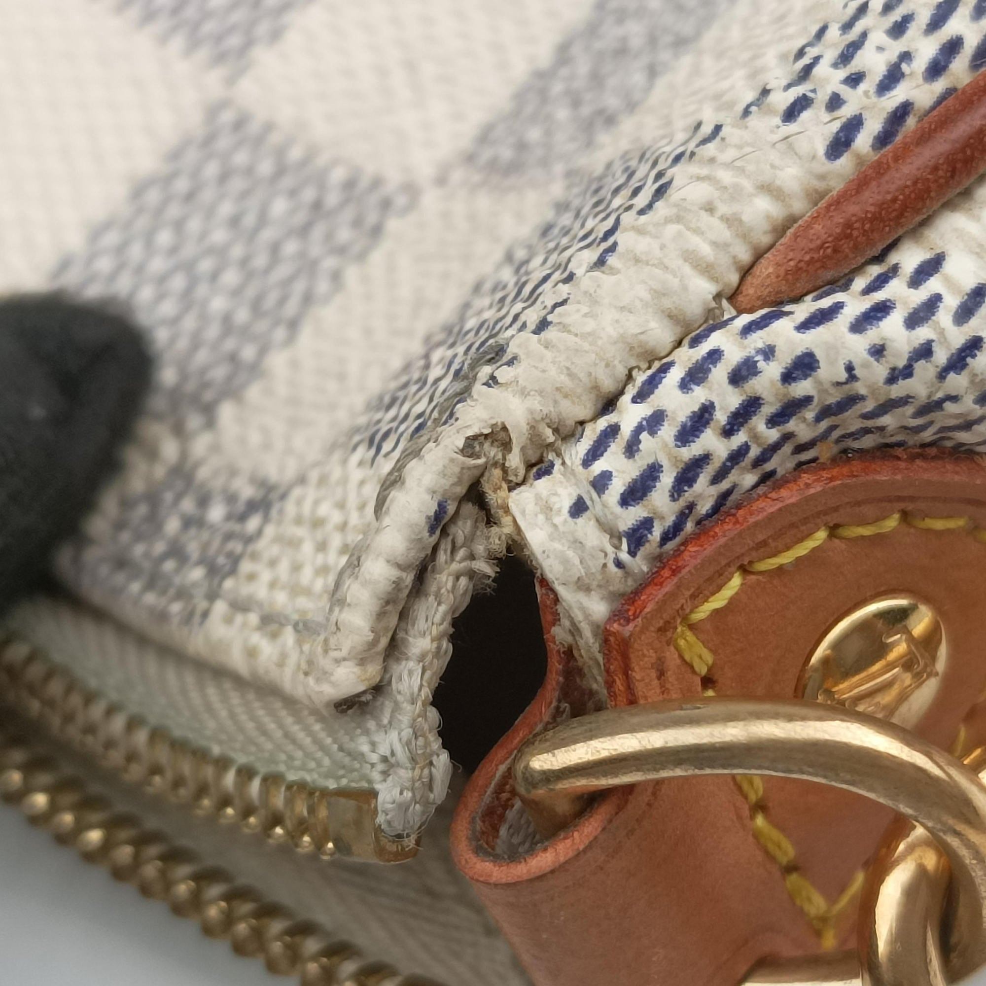 Pre-owned Louis Vuitton EVA AZUR Damier Canvas N55214 shoulderbag | stylenewstar