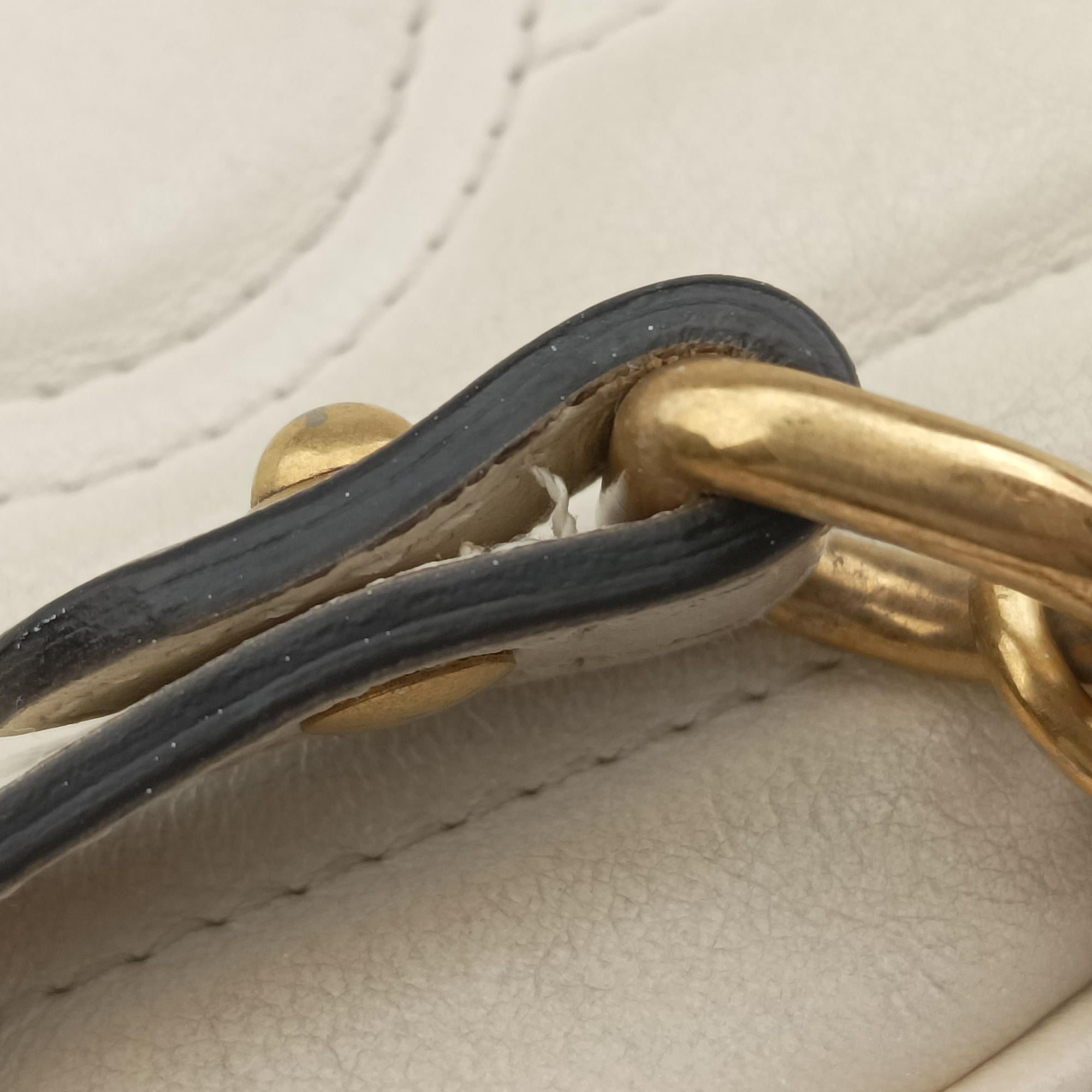 Pre-owned Gucci GG Marmont White Leather 550154 shoulderbag | stylenewstar