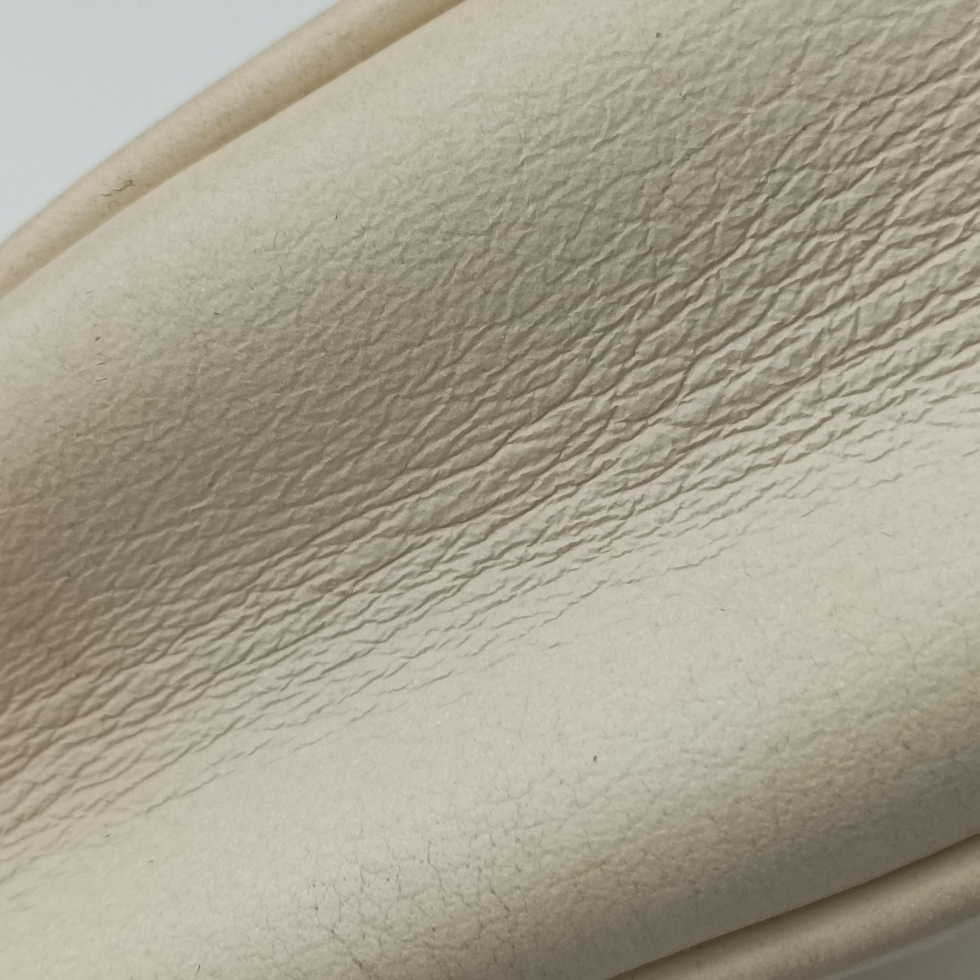 Pre-owned Gucci GG Marmont White Leather 550154 shoulderbag | stylenewstar