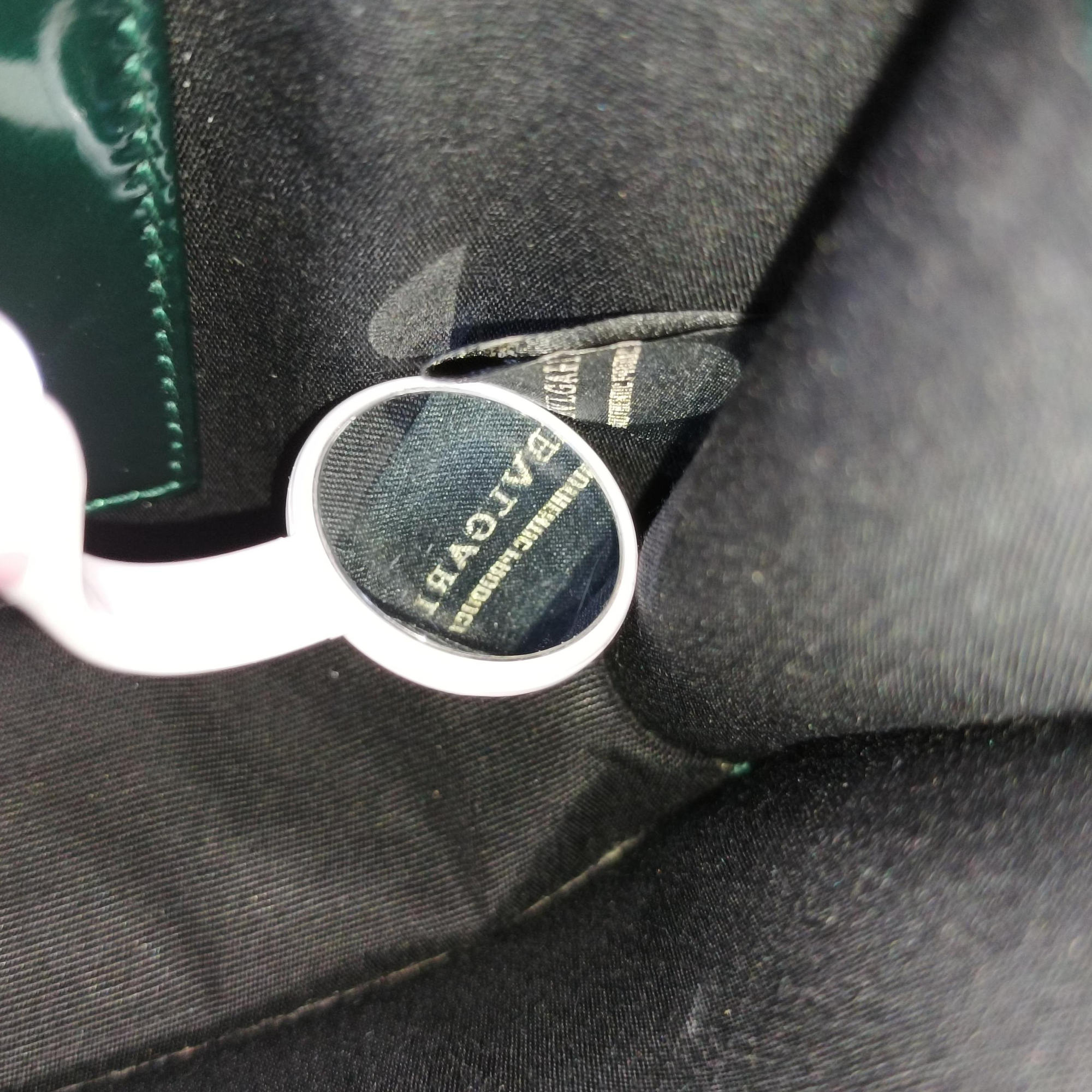 Pre-owned Bvlgari SERPENTI FOREVER Green Patent  shoulderbag | stylenewstar