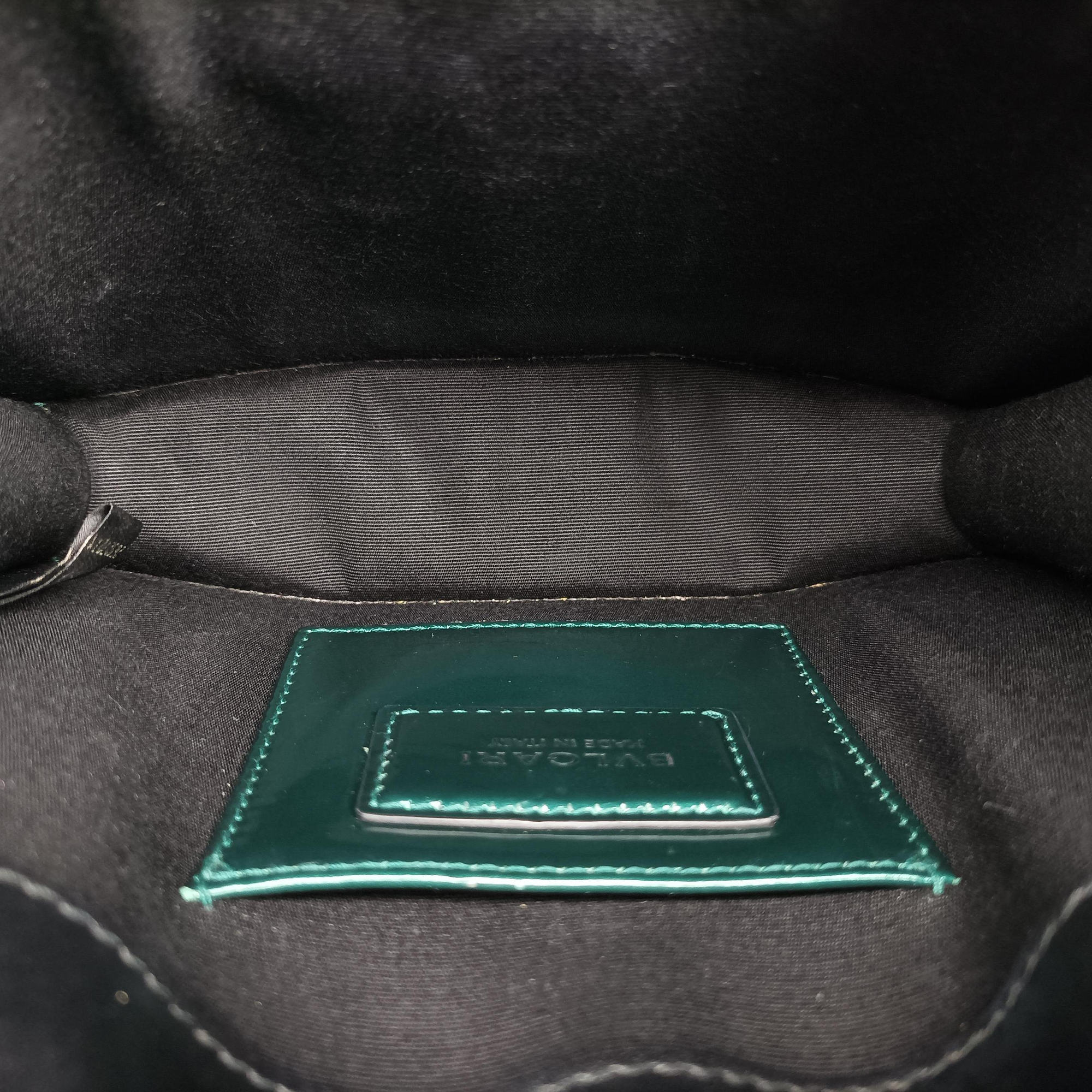 Pre-owned Bvlgari SERPENTI FOREVER Green Patent  shoulderbag | stylenewstar