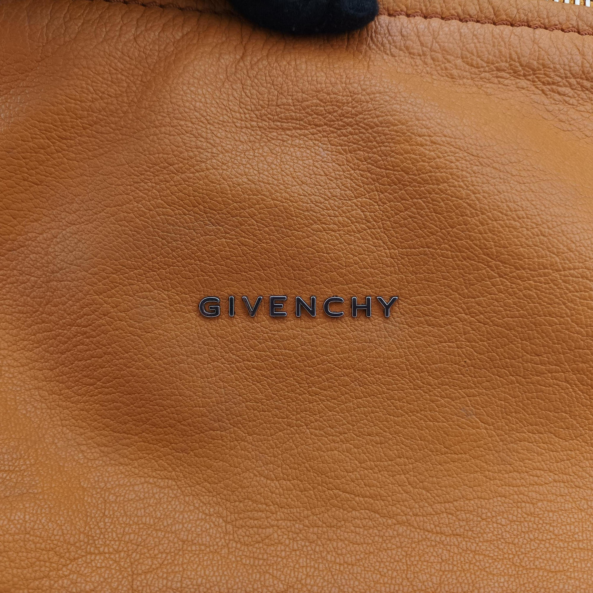 Pre-owned Givenchy Pandora Yellow leather  shoulderbag | stylenewstar