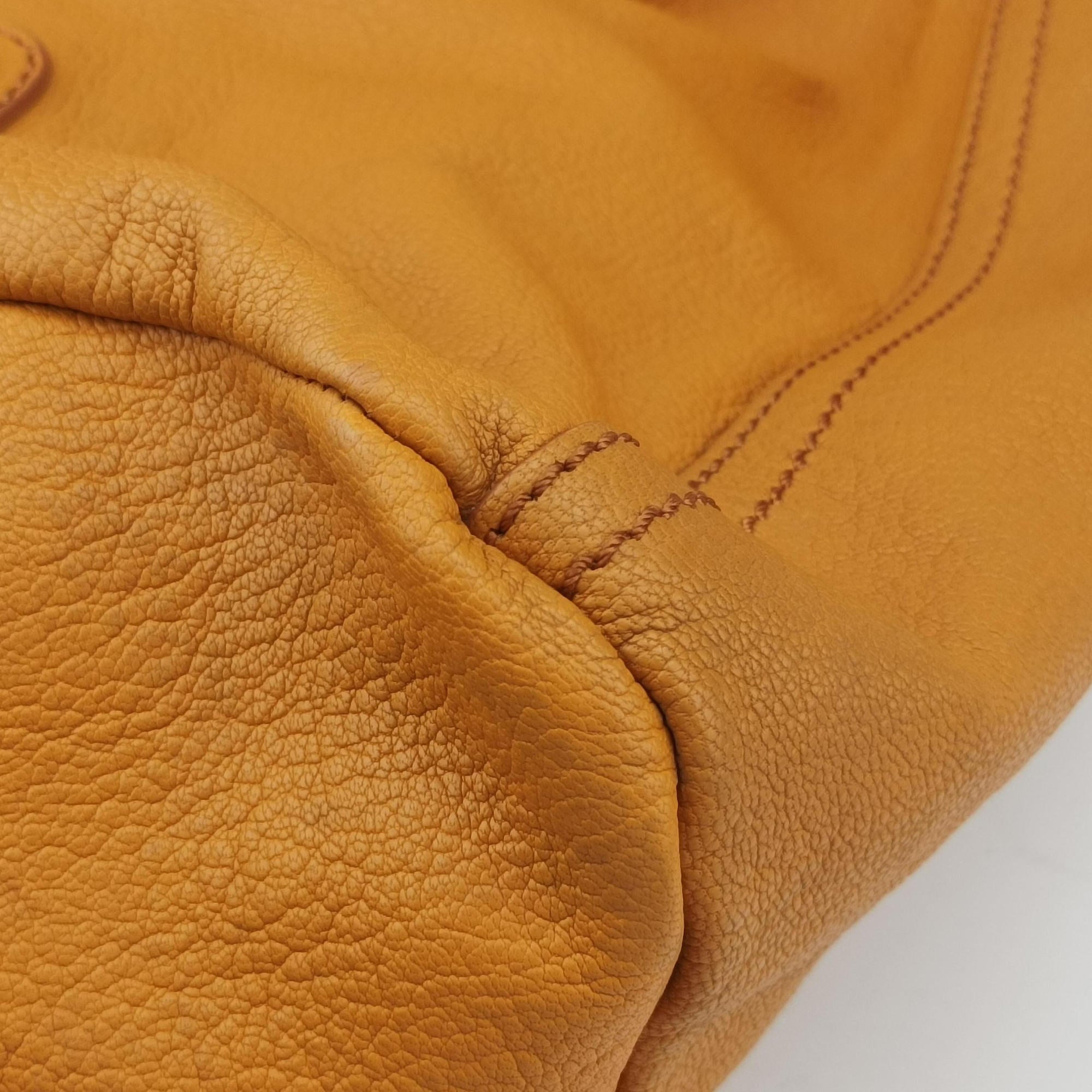 Pre-owned Givenchy Pandora Yellow leather  shoulderbag | stylenewstar