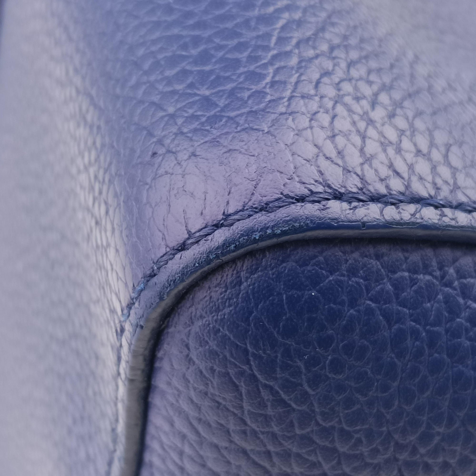 Pre-owned Louis Vuitton Everyday LV  Blue×white leather M58747 shoulderbag | stylenewstar