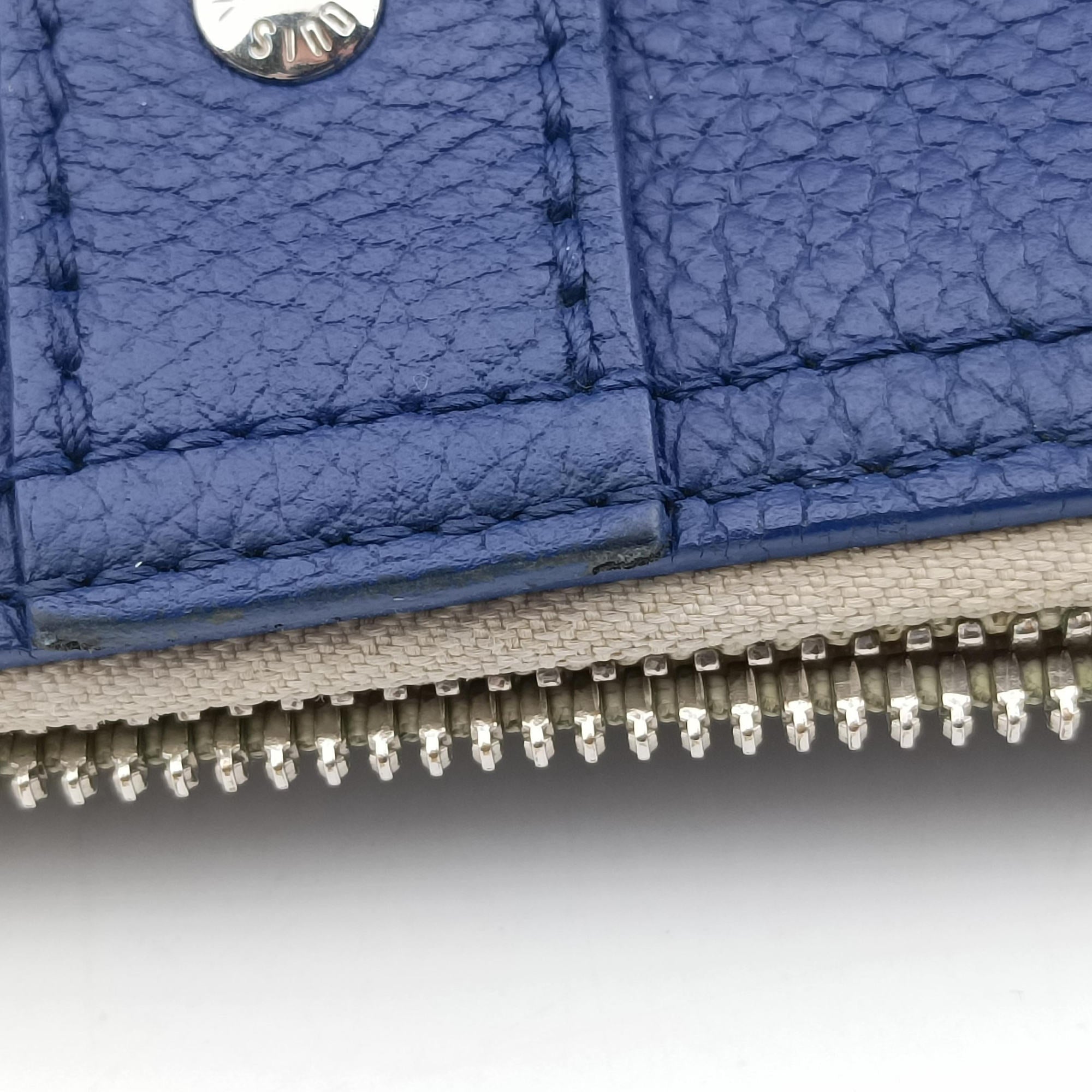 Pre-owned Louis Vuitton Everyday LV  Blue×white leather M58747 shoulderbag | stylenewstar
