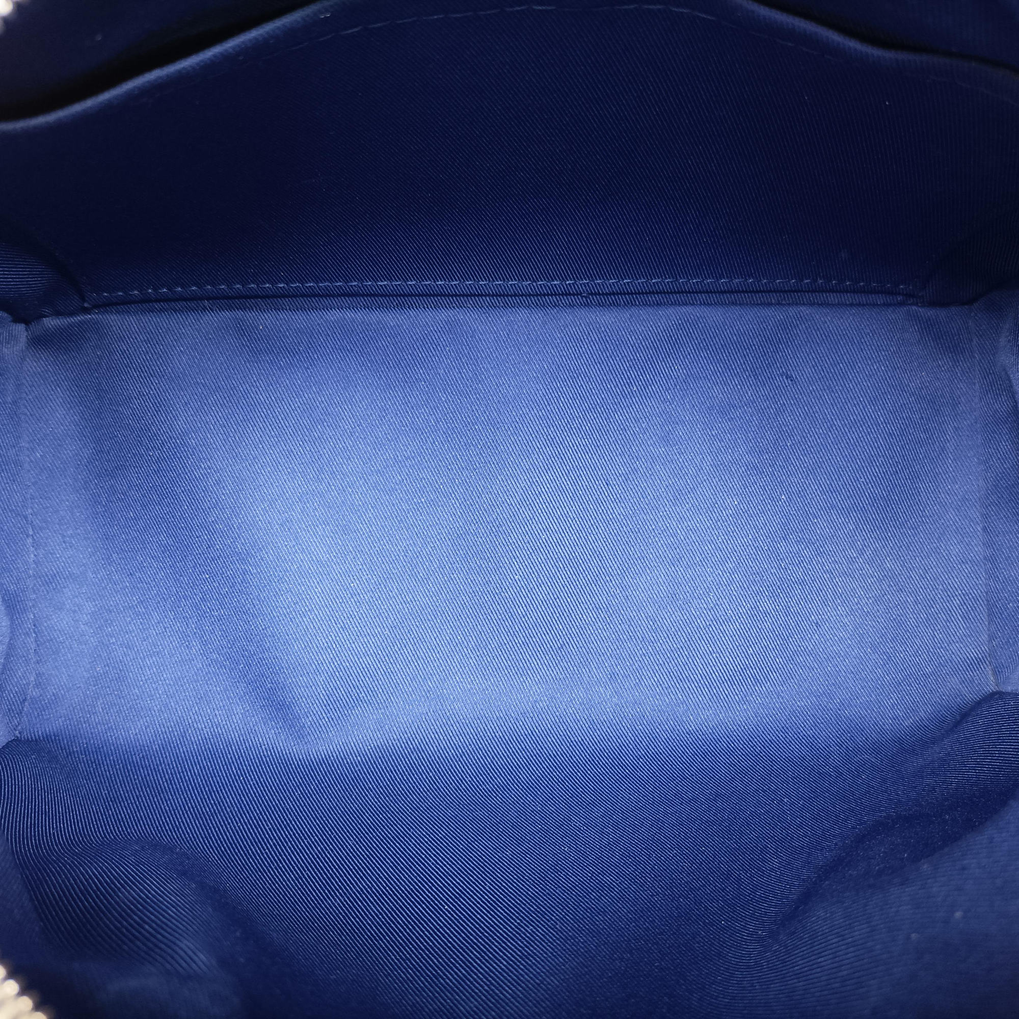 Pre-owned Louis Vuitton Everyday LV  Blue×white leather M58747 shoulderbag | stylenewstar