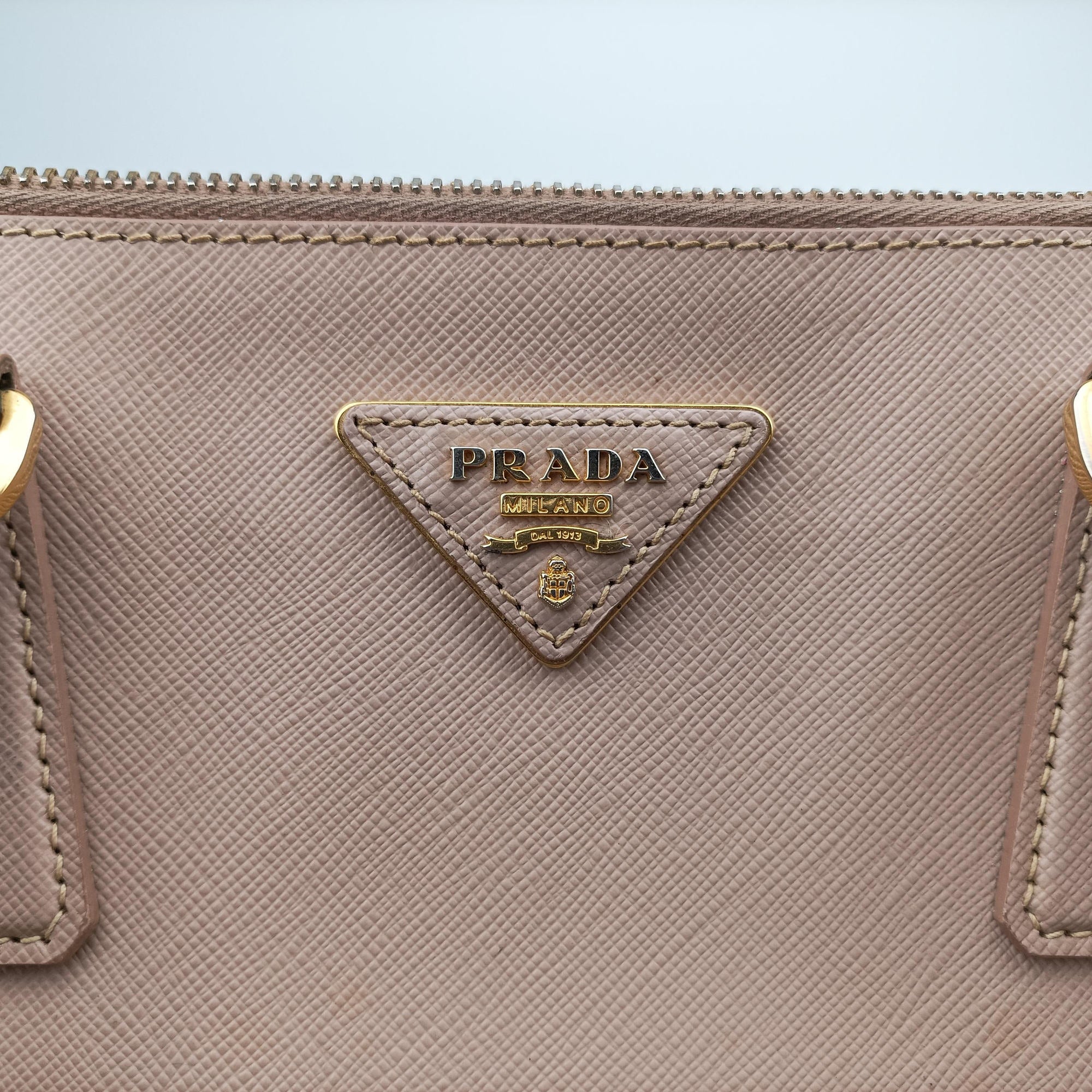 Pre-owned Prada Galleria Pink SAFFIANO Leather BN1786 shoulderbag | stylenewstar