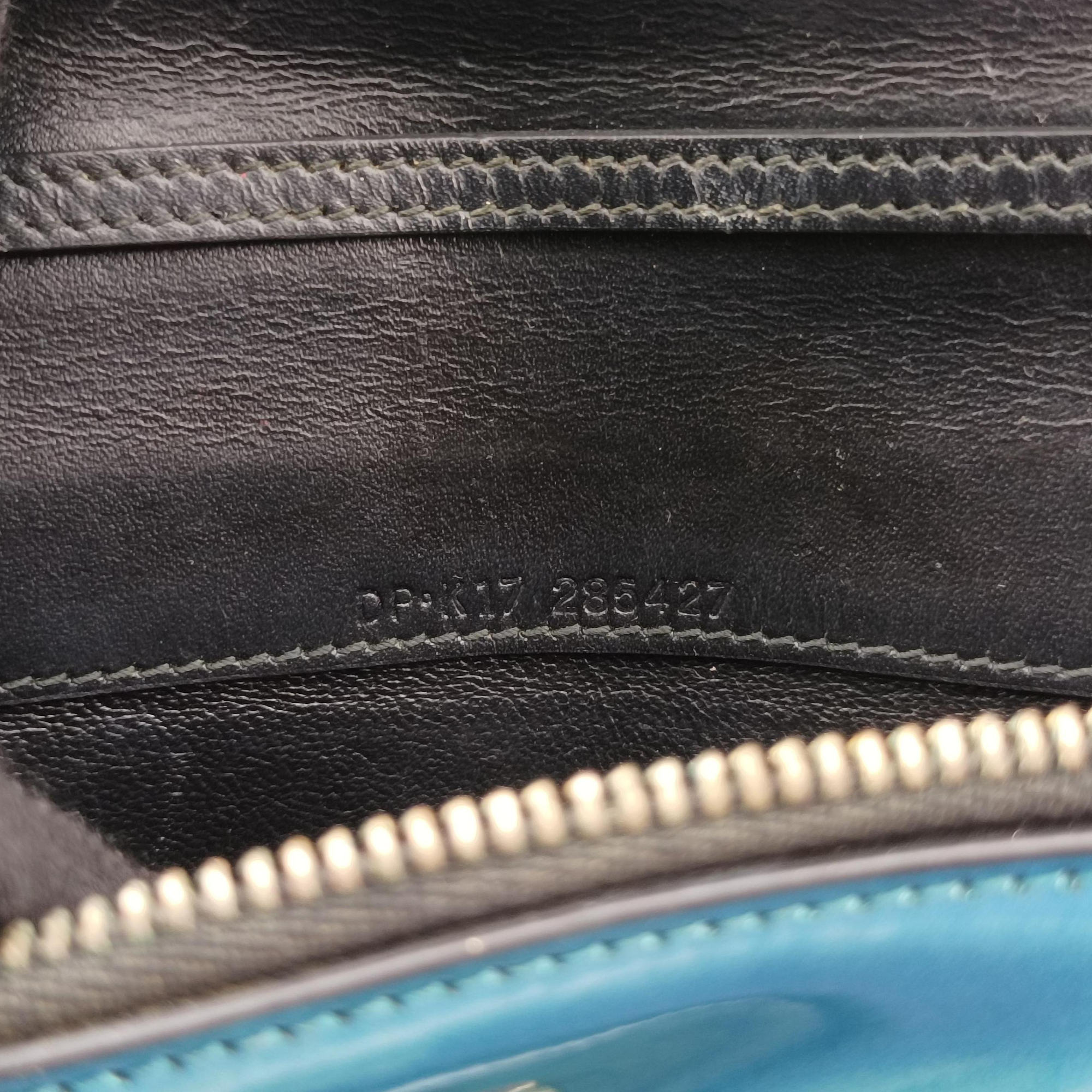 Secondhand Bvlgari SERPENTI FOREVER Blue Patent  shoulderbag | stylenewstar