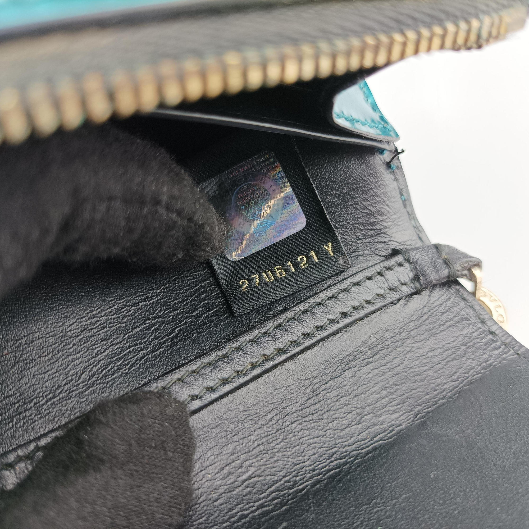 Secondhand Bvlgari SERPENTI FOREVER Blue Patent  shoulderbag | stylenewstar