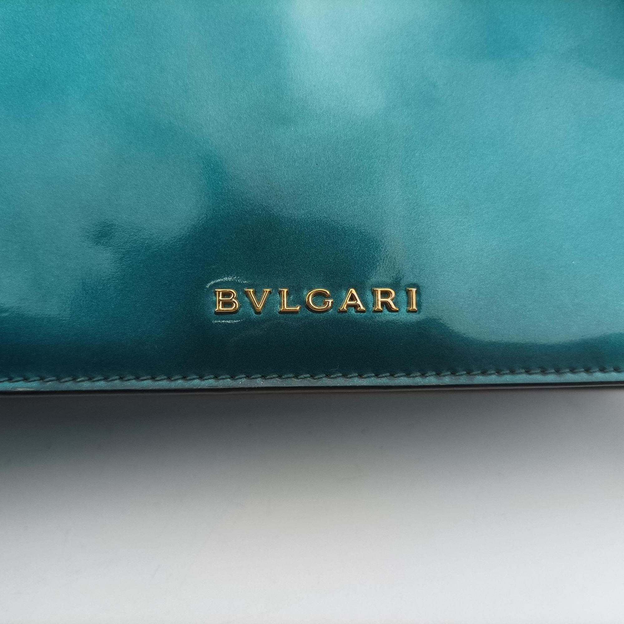 Secondhand Bvlgari SERPENTI FOREVER Blue Patent  shoulderbag | stylenewstar